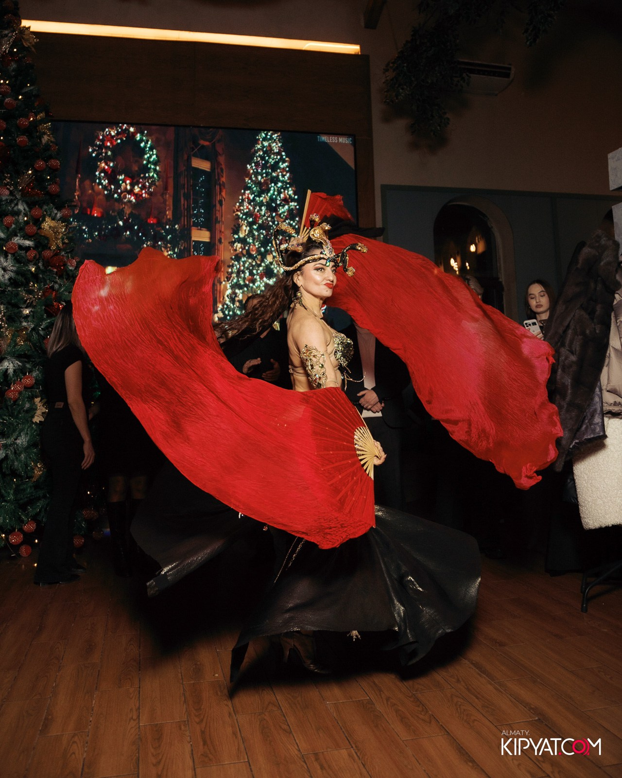 ГРУЗИНСКИЙ ДВОР НА КАБАНБАЙ БАТЫРА. КИПЯТКОМ АЛМАТЫ!