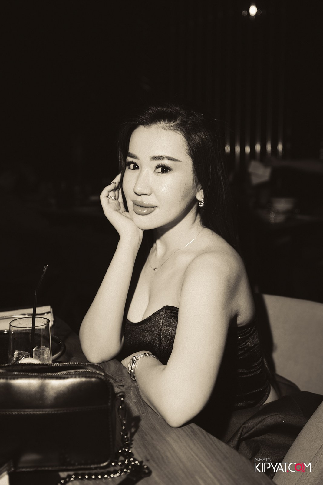 MOOD KARAOKE & TERRACE. КИПЯТКОМ АЛМАТЫ!