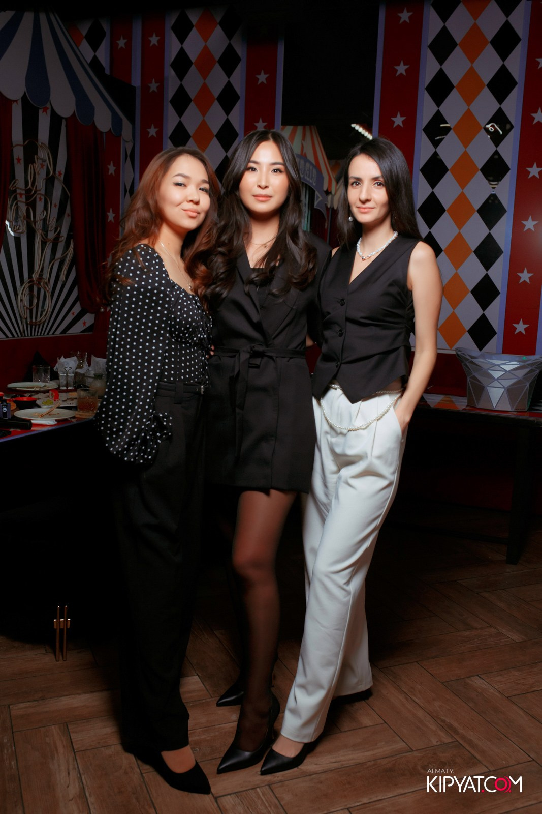 ЗАЯ, НА БИС. КИПЯТКОМ АЛМАТЫ!