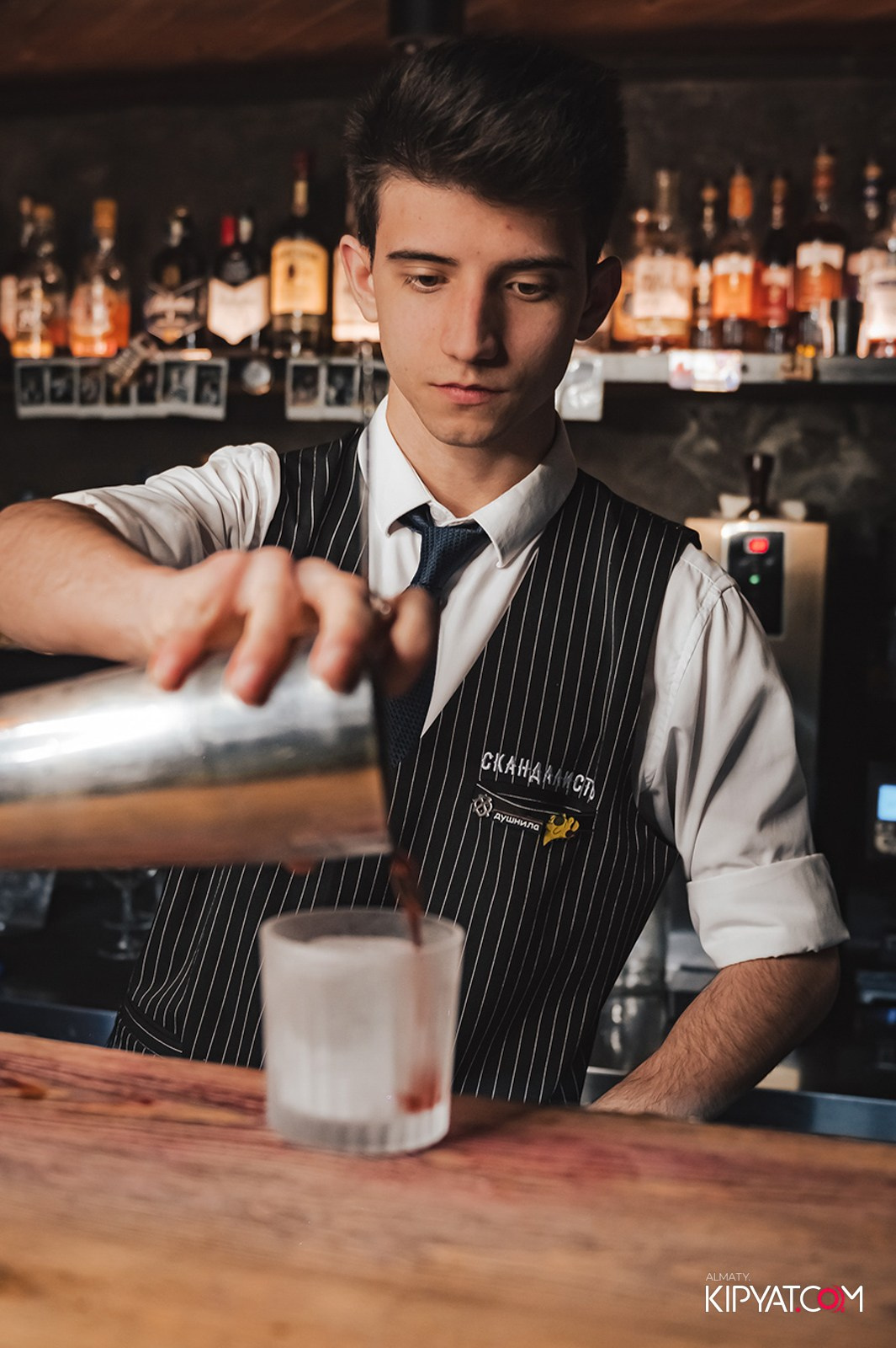 РЕСТО-БАР СКАНДАЛИСТЪ. КИПЯТКОМ АЛМАТЫ!