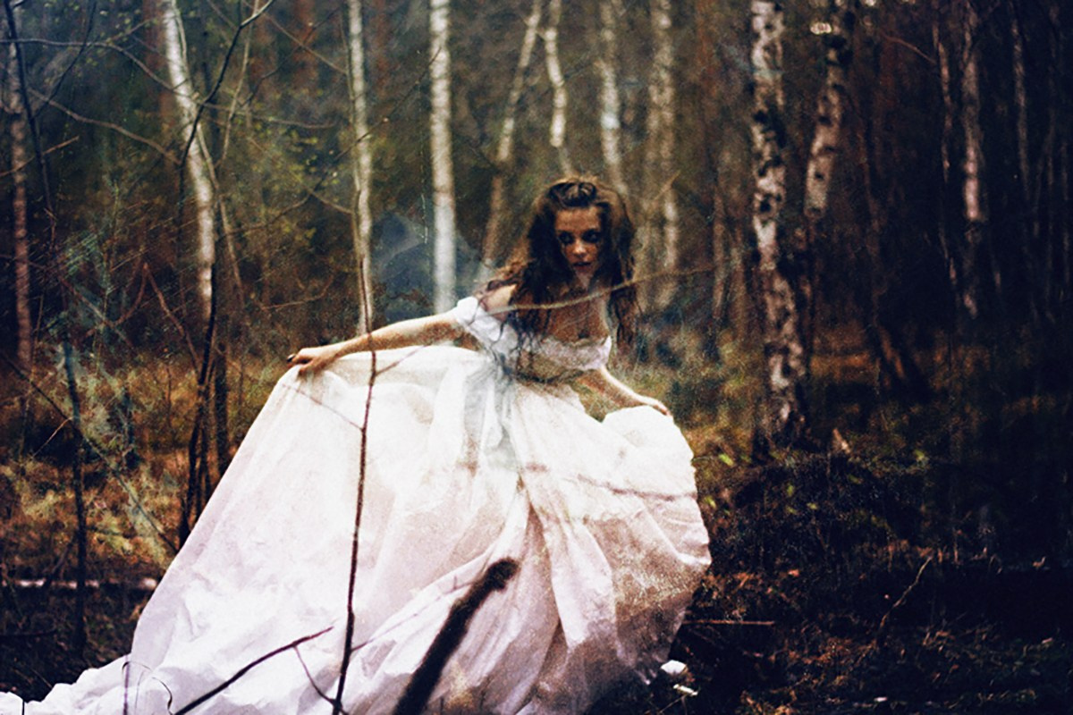 BRIDE OF THORNS. Фотограф Julia Nova