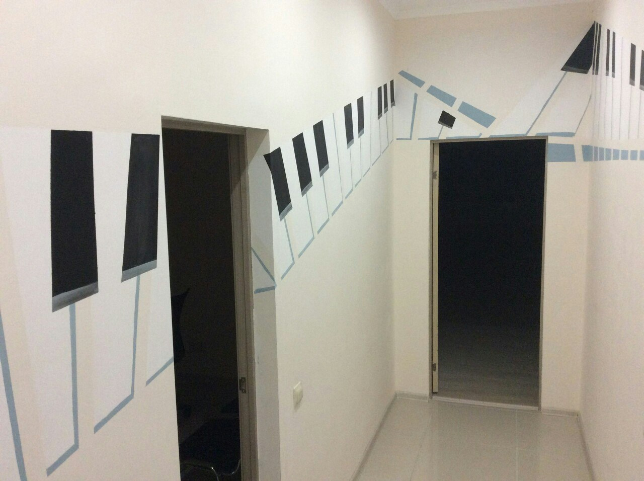 Роспись стен. Яр Панов Арт.Картины, татуировки, роспись стен и одежды в Москве