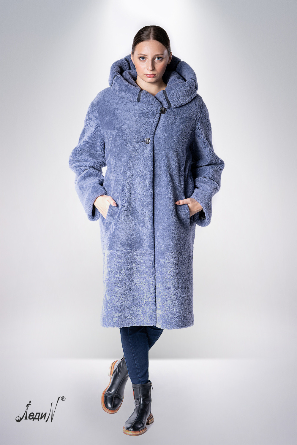 Меховые изделия. Предметный и фуд фотограф Санкт-Петербурга Сергей