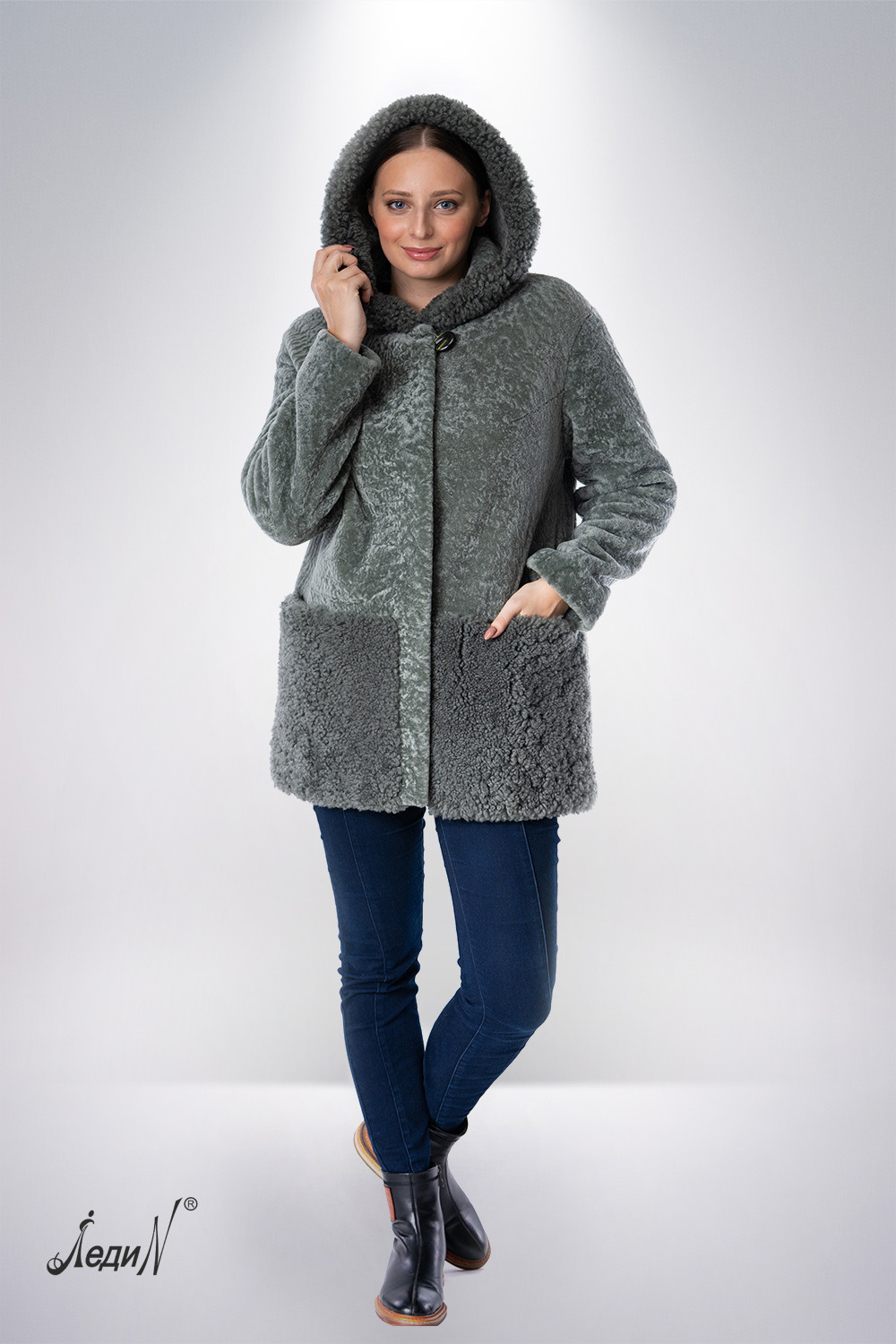 Профессиональная съемка меховых изделий Санкт-Петербург