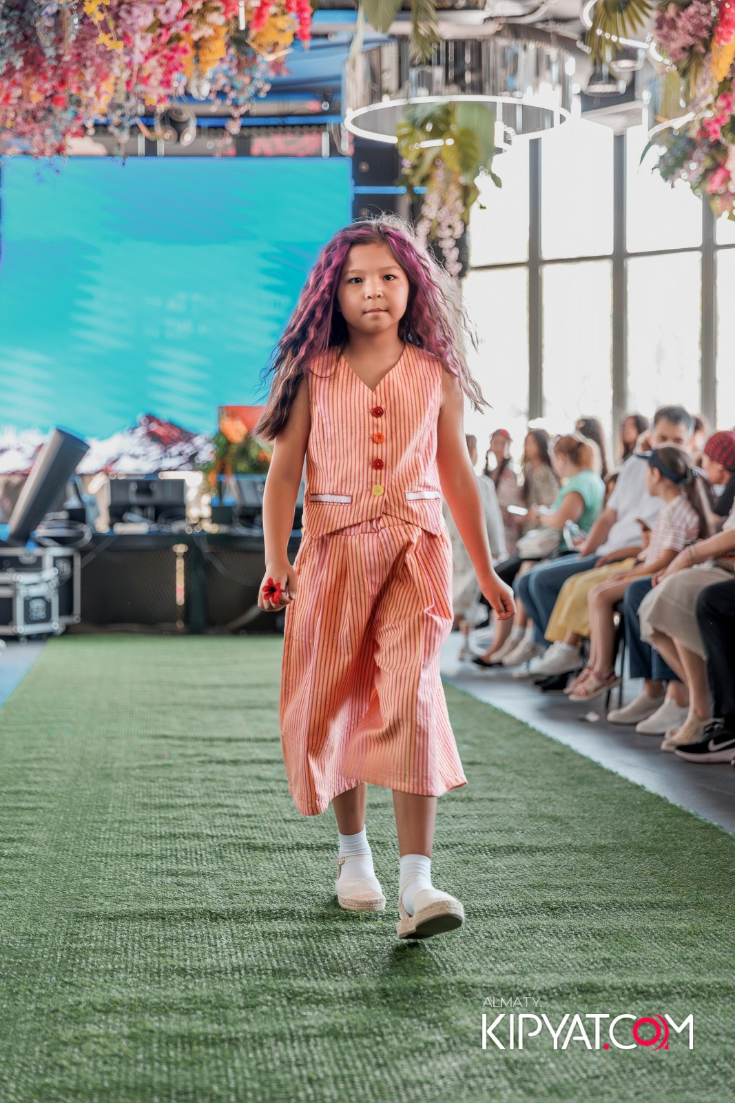 PROM KIDS FASHION SHOW. КИПЯТКОМ АЛМАТЫ!