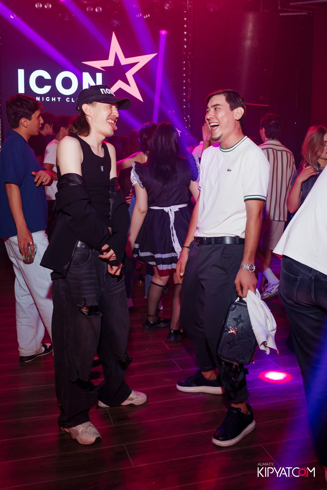 НОЧНОЙ КЛУБ ICON. КИПЯТКОМ АЛМАТЫ!