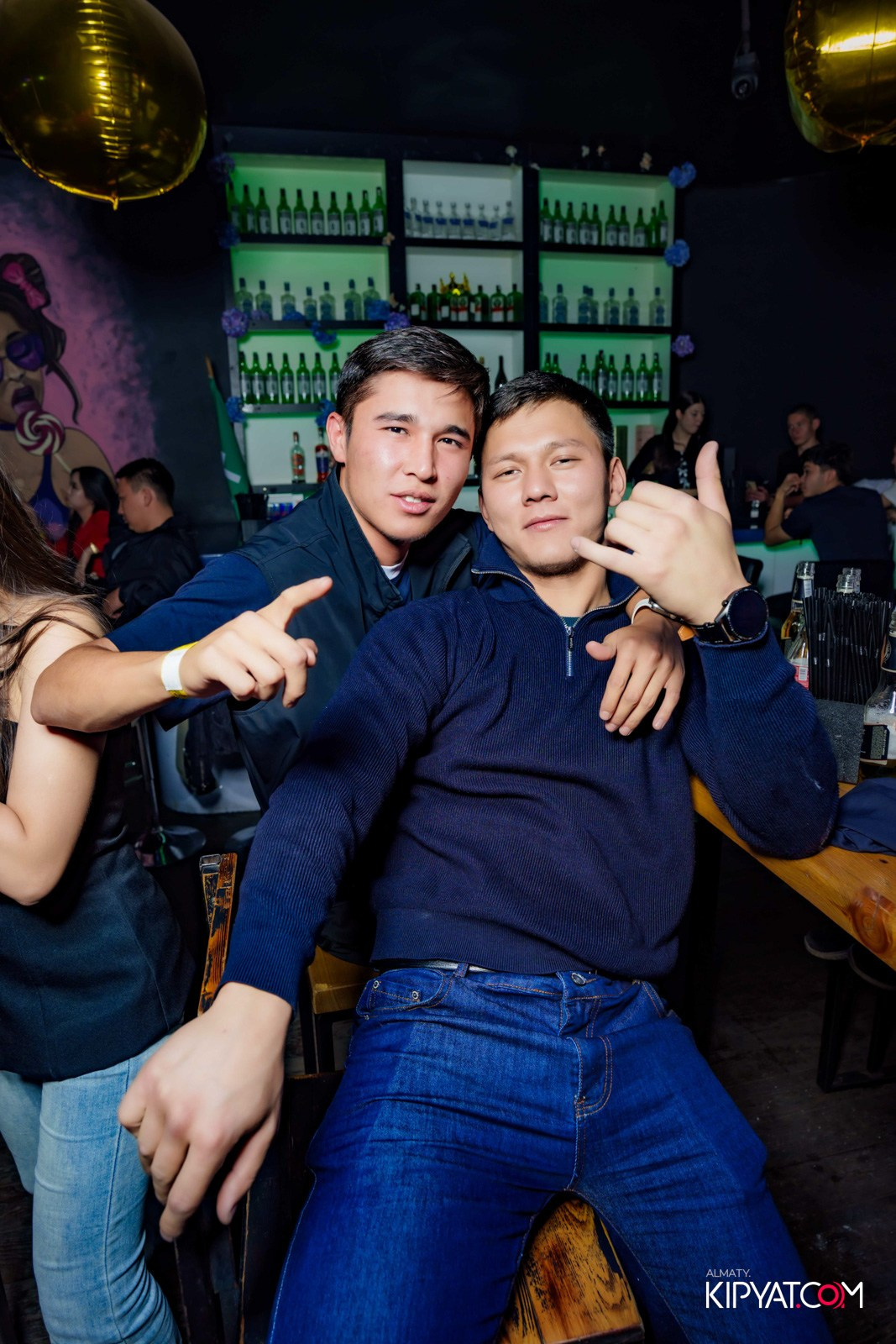 UYAT EMES BAR. КИПЯТКОМ АЛМАТЫ!