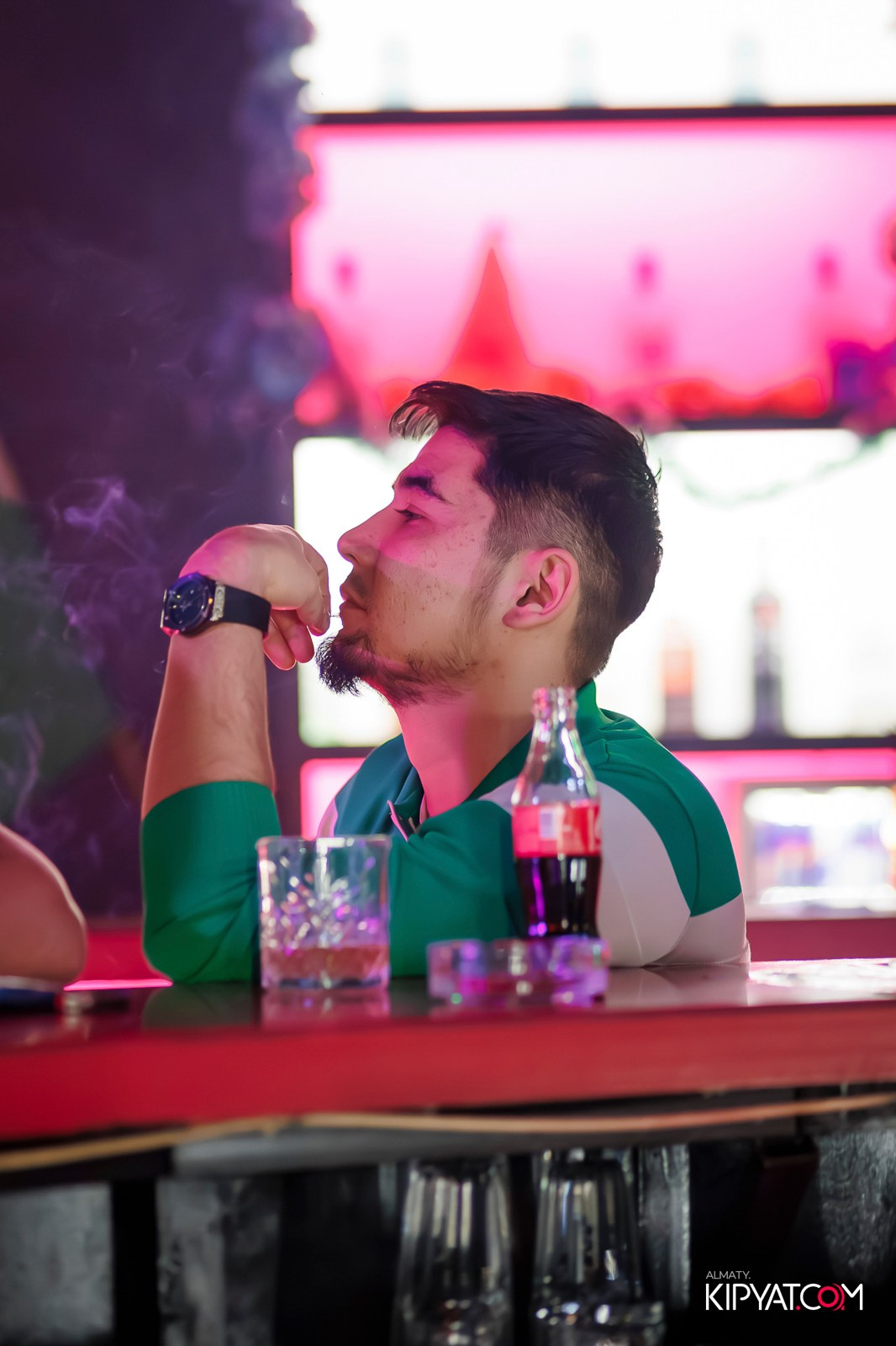 UYAT EMES BAR. КИПЯТКОМ АЛМАТЫ! Фотосъемка мероприятий в Алматы