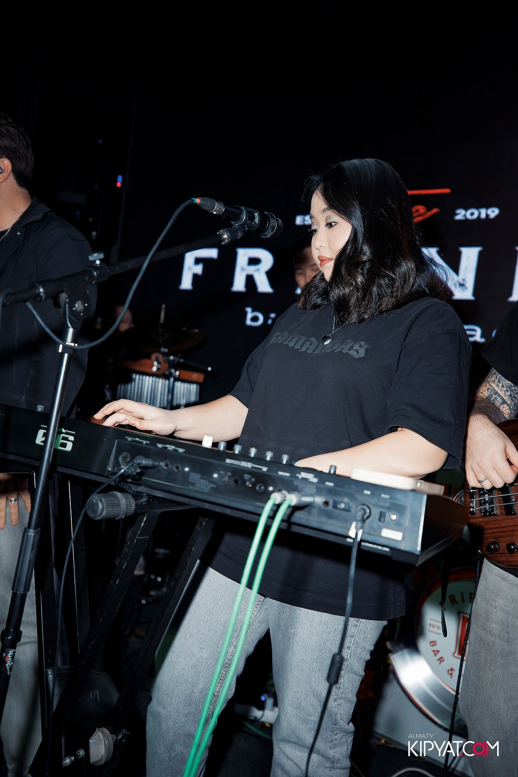 FRIENDS BAR & TERRACE. КИПЯТКОМ АЛМАТЫ! Фотосъемка мероприятий в Алматы