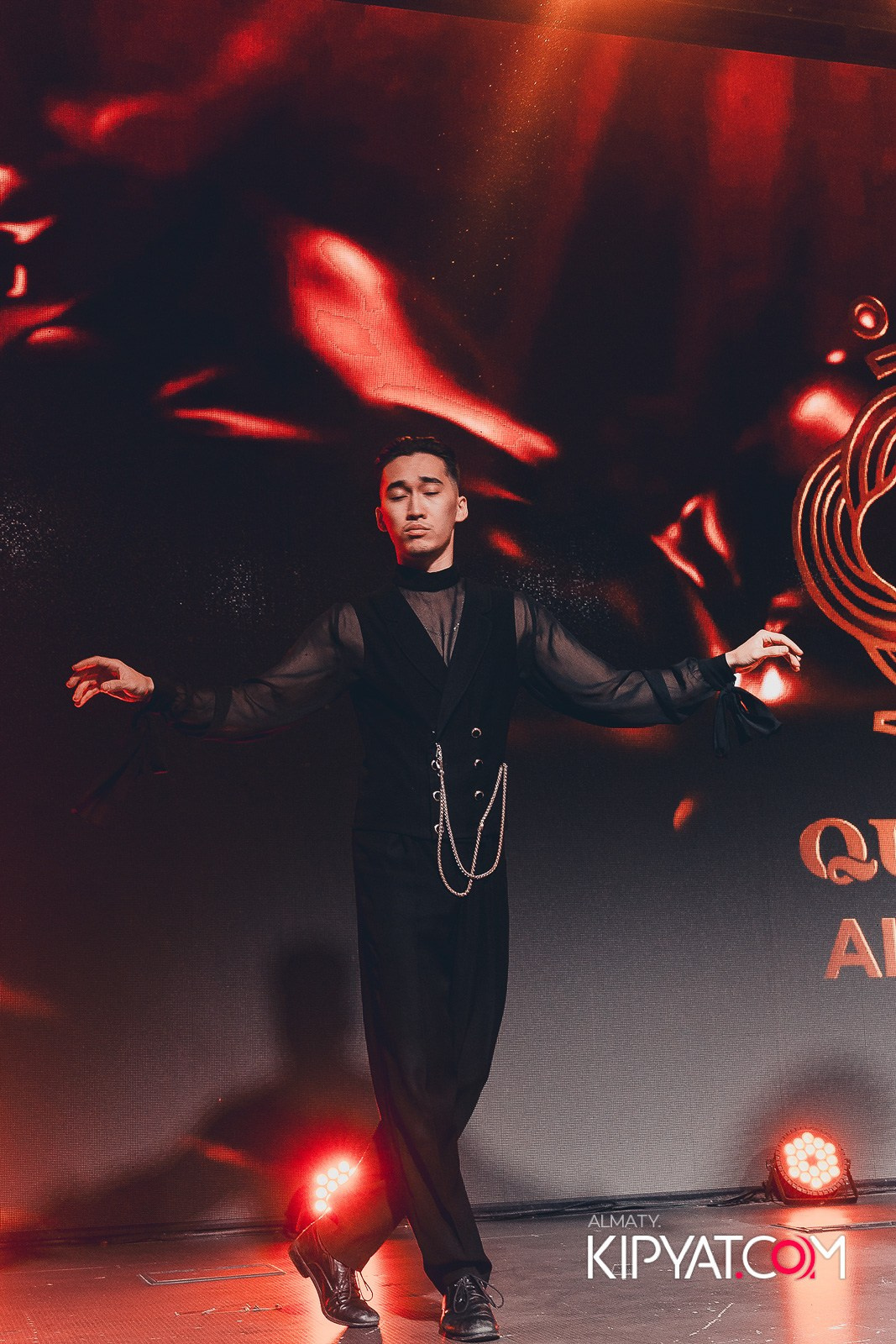 QUEEN. КИПЯТКОМ АЛМАТЫ!