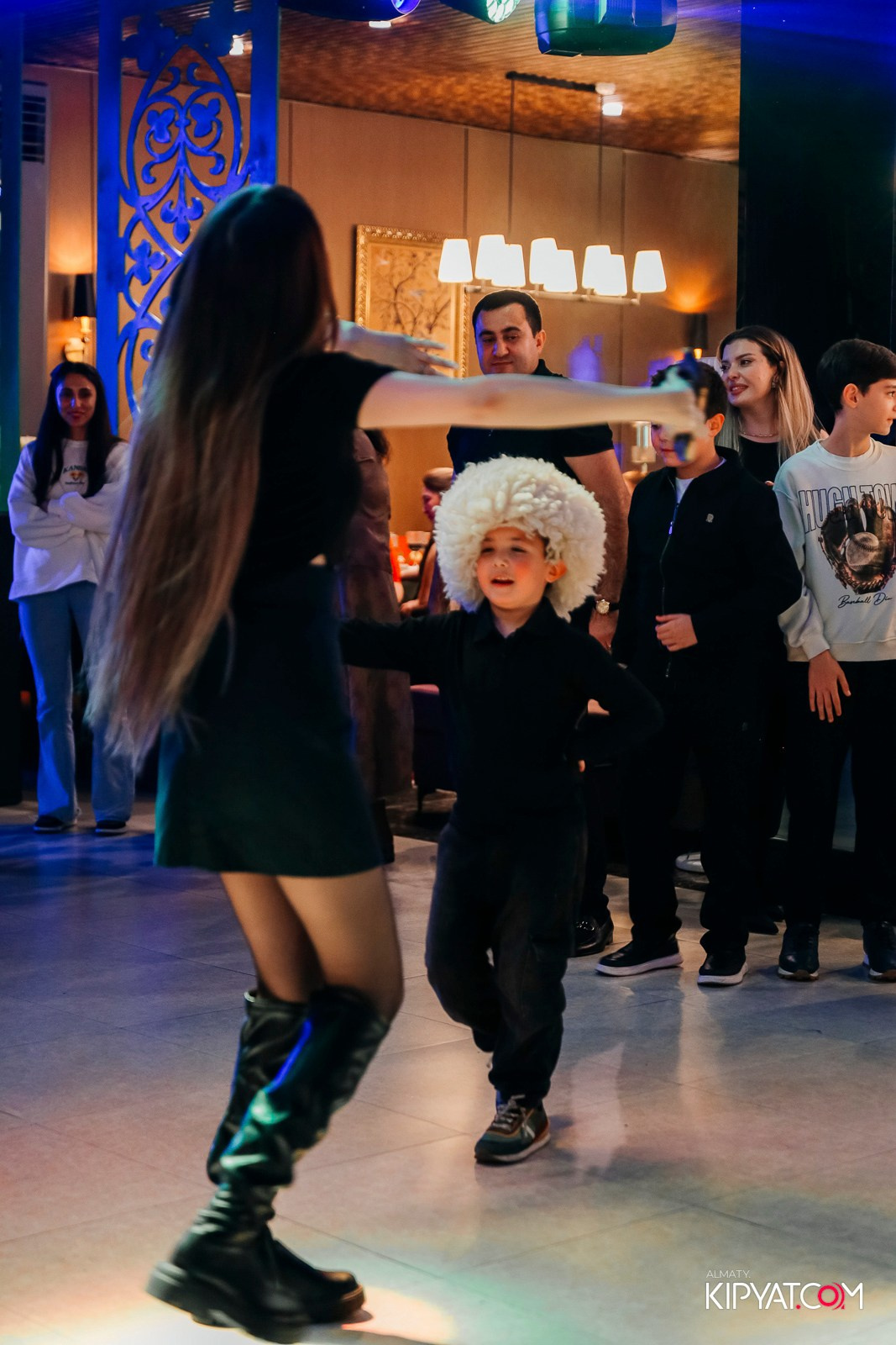 РЕСТОРАН ВЕСЕЛИДЗЕ НА ШЕВЧЕНКО. КИПЯТКОМ АЛМАТЫ!