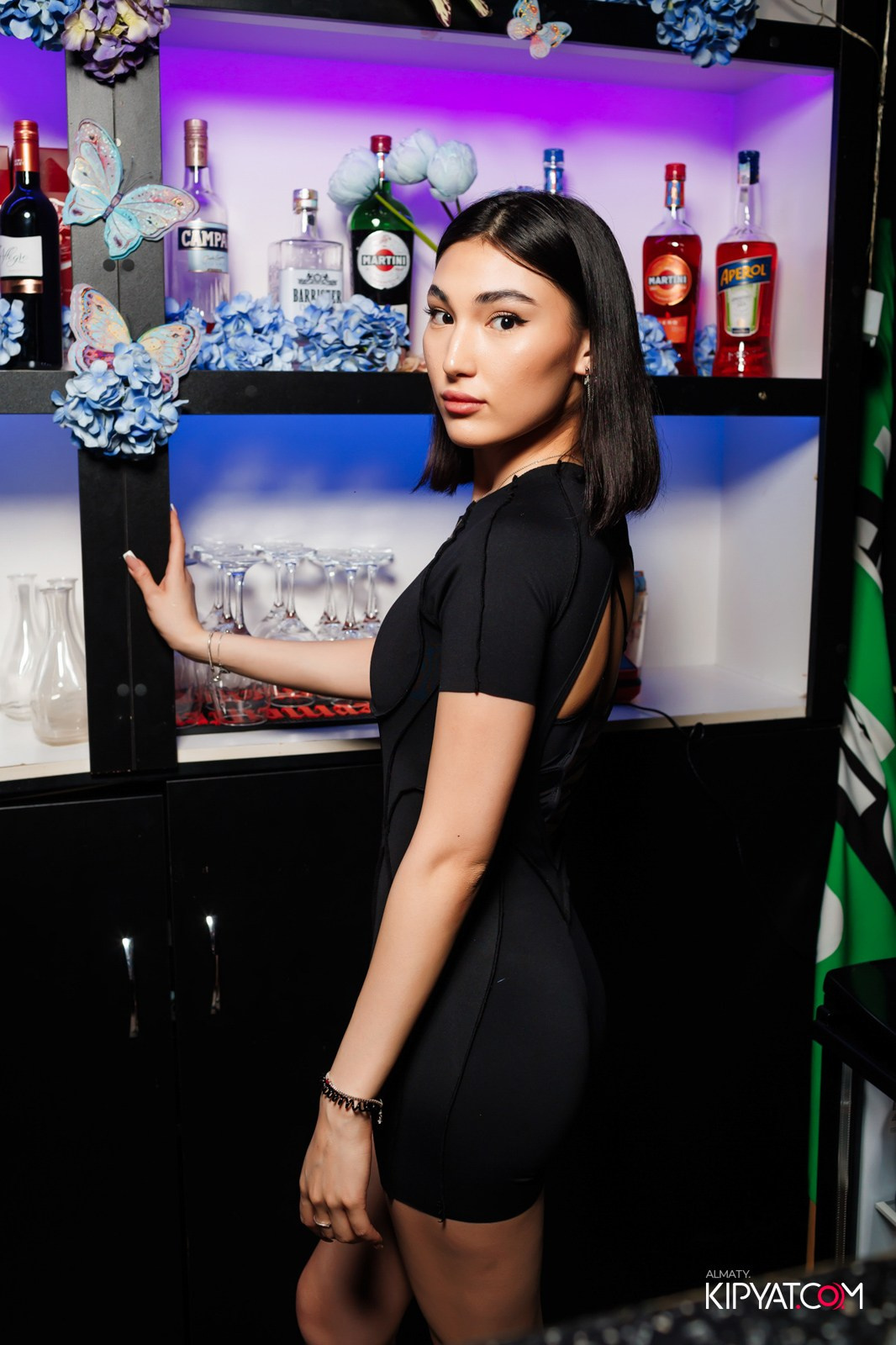 UYAT EMES BAR. КИПЯТКОМ АЛМАТЫ!