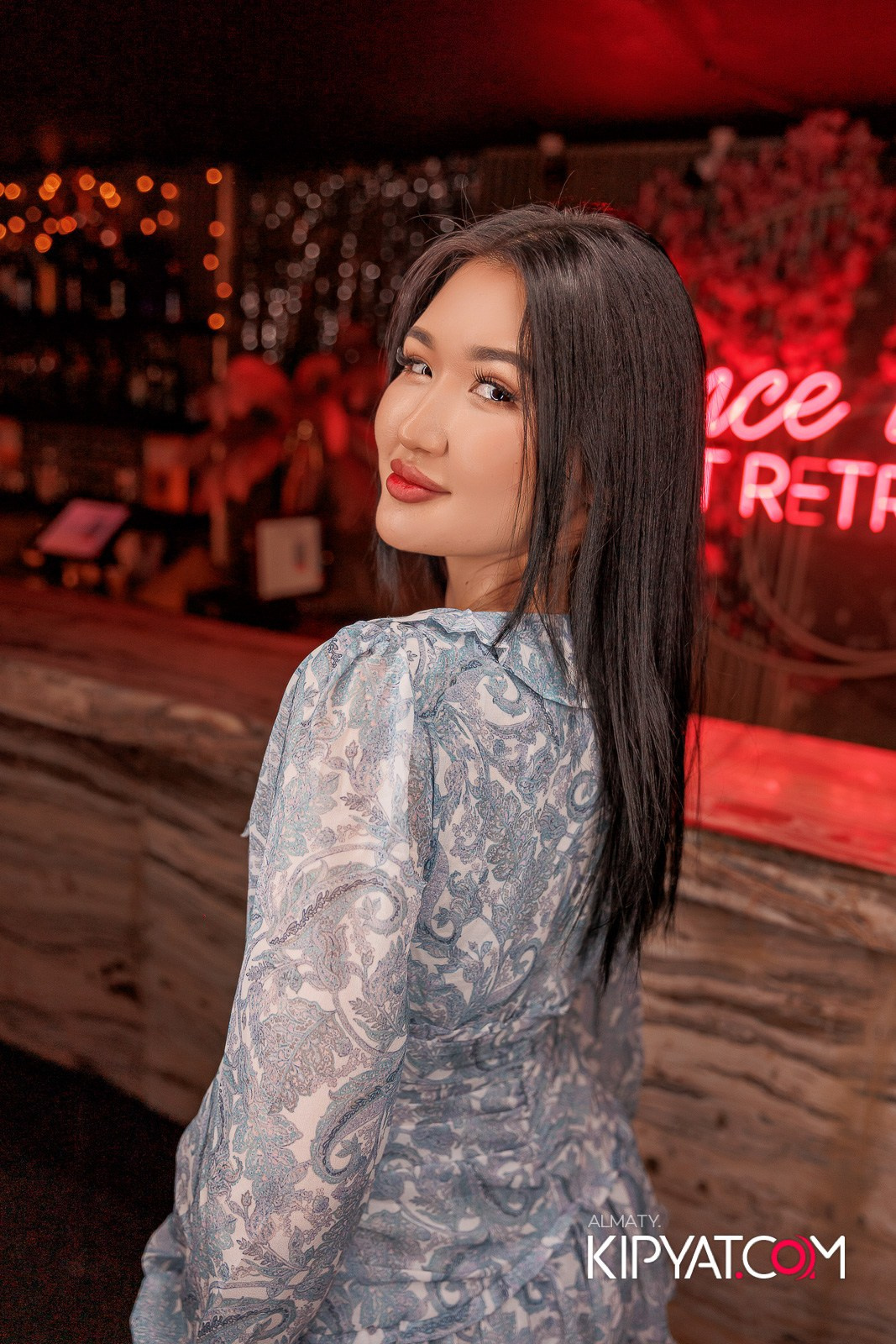 МУЗЫКАЛЬНОЕ ЛОТО В HIT RETRO. КИПЯТКОМ АЛМАТЫ!