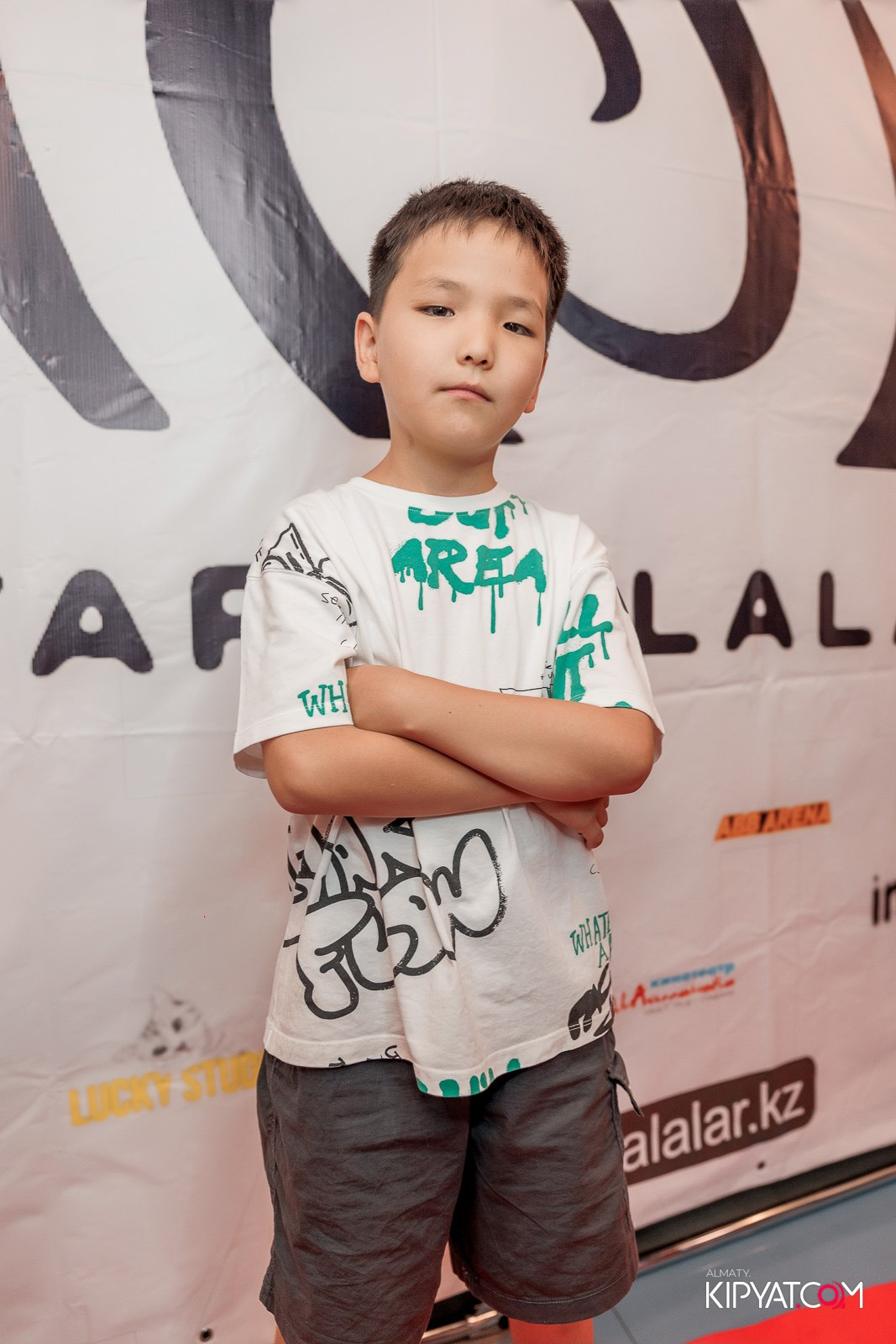 ПРЕЗЕНТАЦИЯ 10 ГРУППЫ КИНОПРОЕКТА STARBALALAR. КИПЯТКОМ АЛМАТЫ!