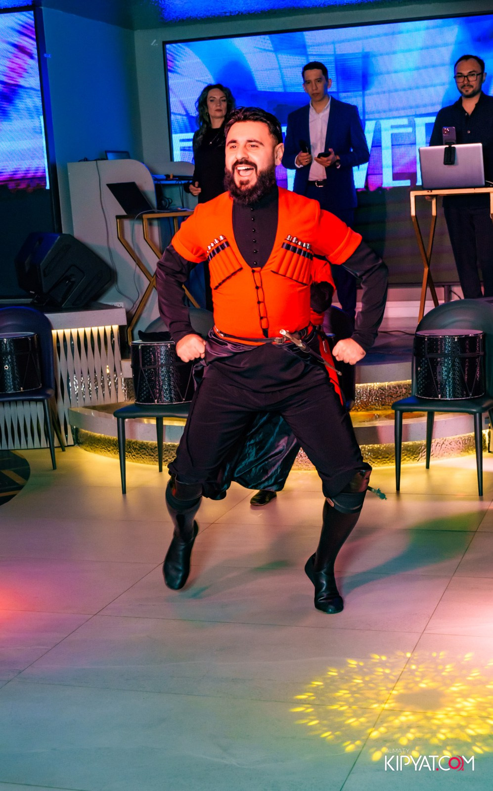 FORT VERNYI. КИПЯТКОМ АЛМАТЫ!