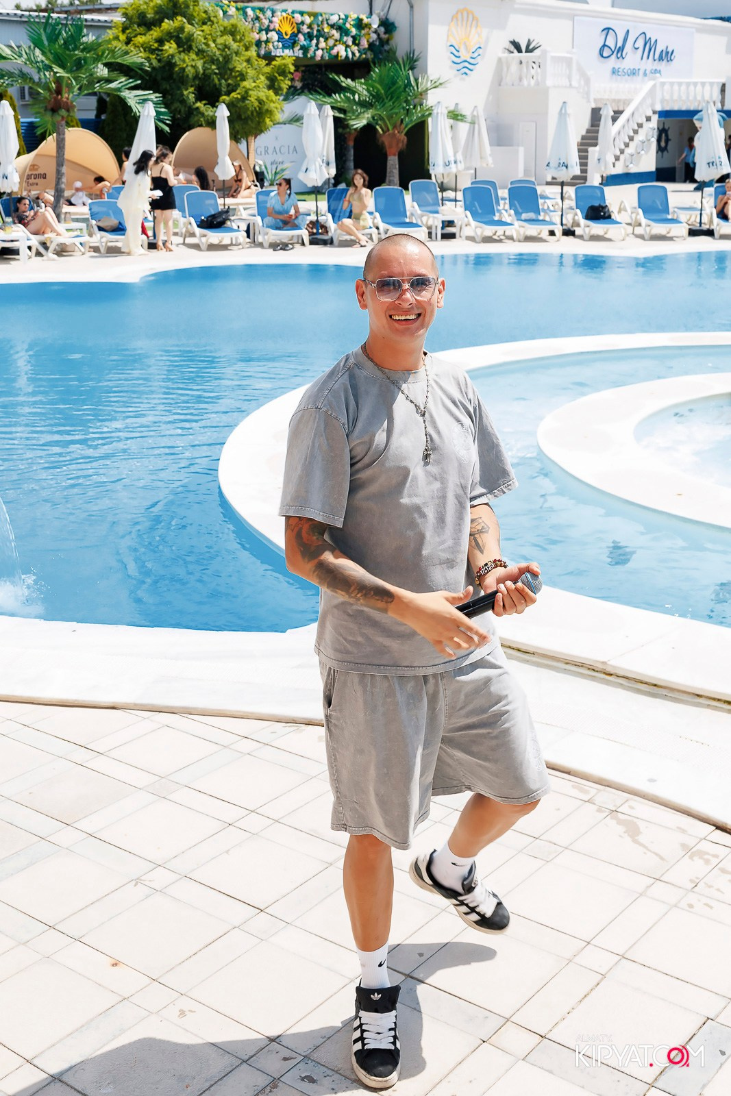 ЗАКРЫТАЯ ВЕЧЕРИНКА В ЧЕСТЬ ОТКРЫТИЯ СЕЗОНА SUMMER POOL BRUNCH. КИПЯТКОМ АЛМАТЫ! Фотосъемка мероприятий в Алматы