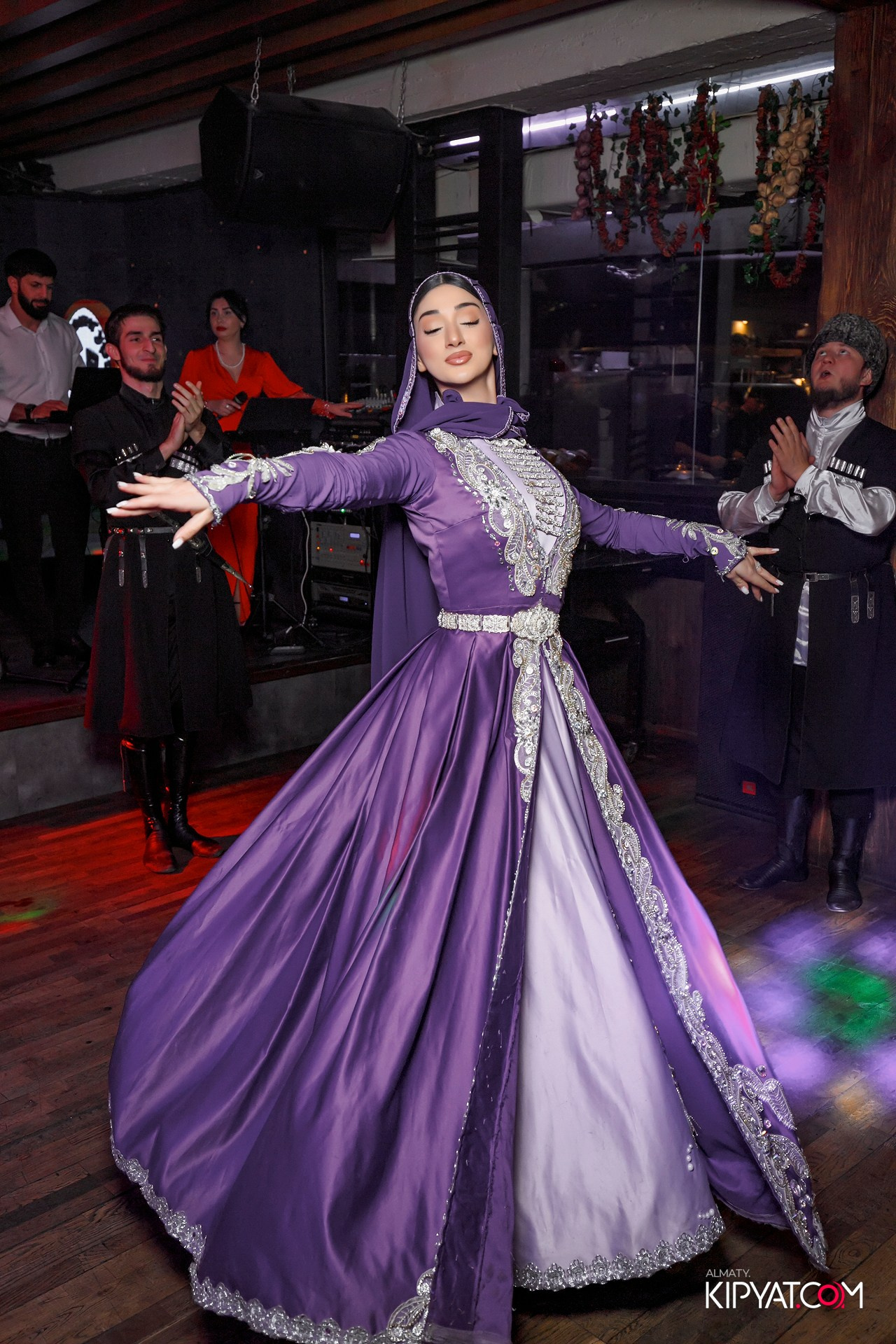 ВАХТАНГУРИ. КИПЯТКОМ АЛМАТЫ! Фотосъемка мероприятий в Алматы