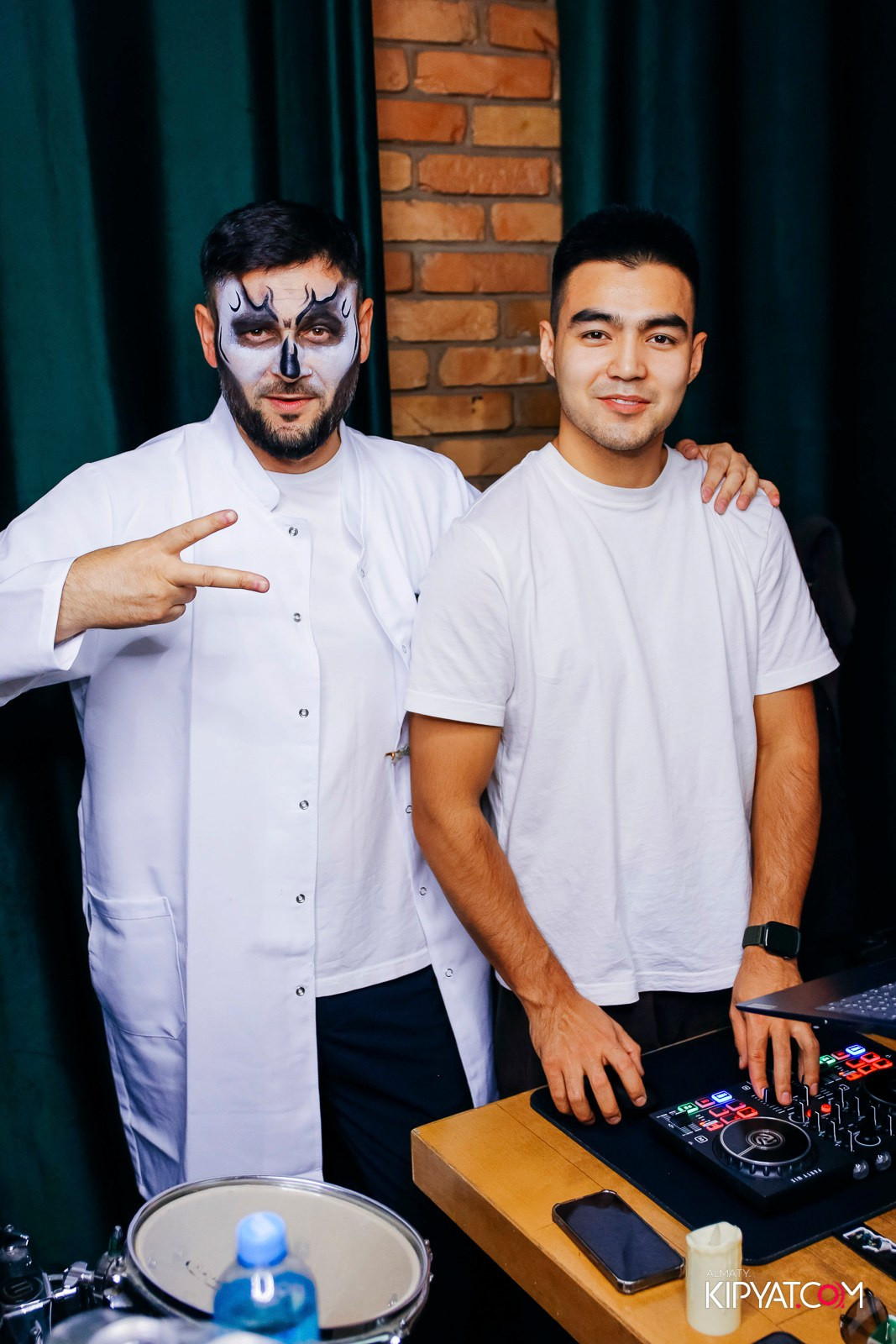 HALLOWEEN — ПИНТА НА ГОГОЛЯ. КИПЯТКОМ АЛМАТЫ!