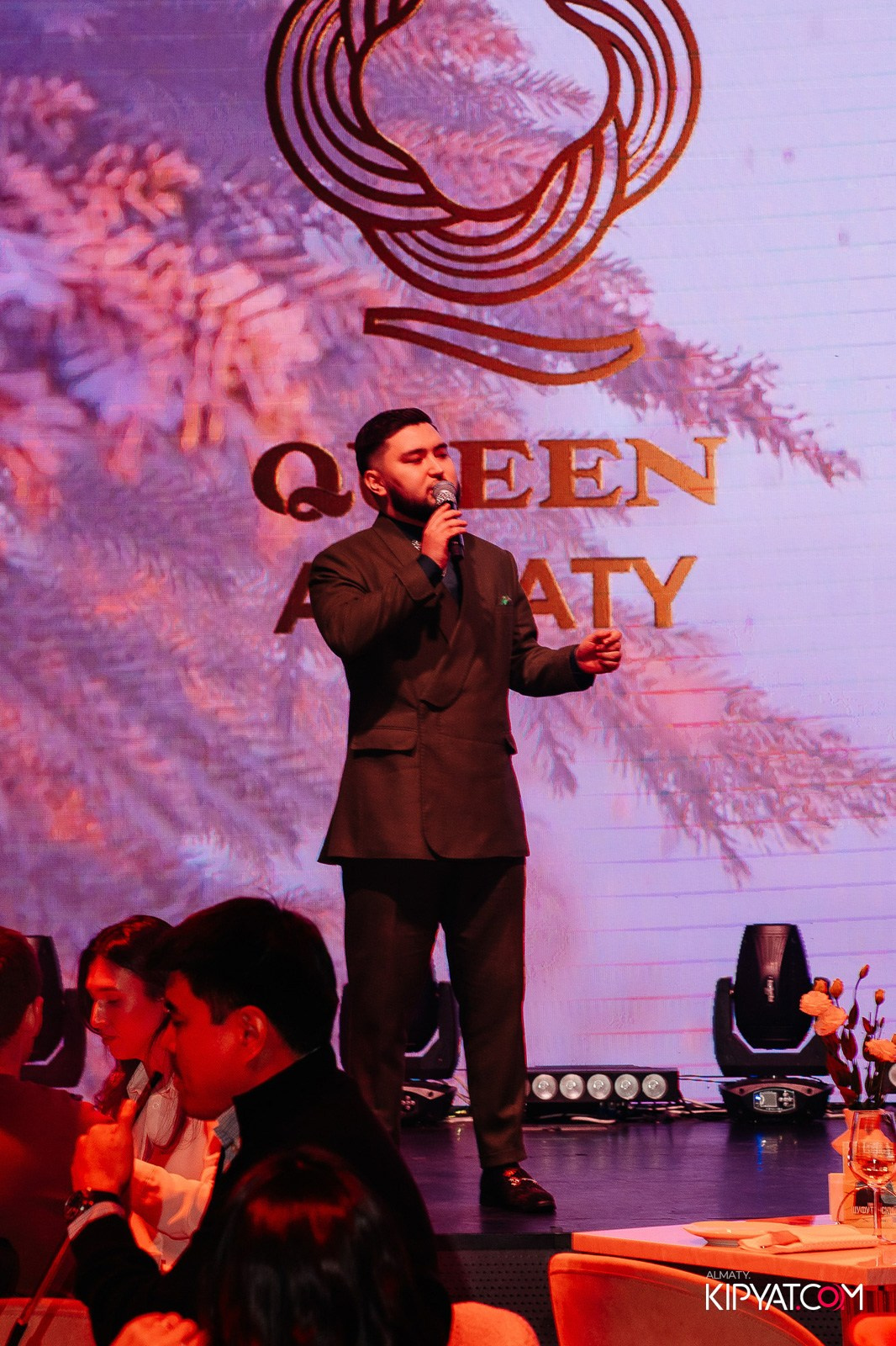 QUEEN. КИПЯТКОМ АЛМАТЫ!