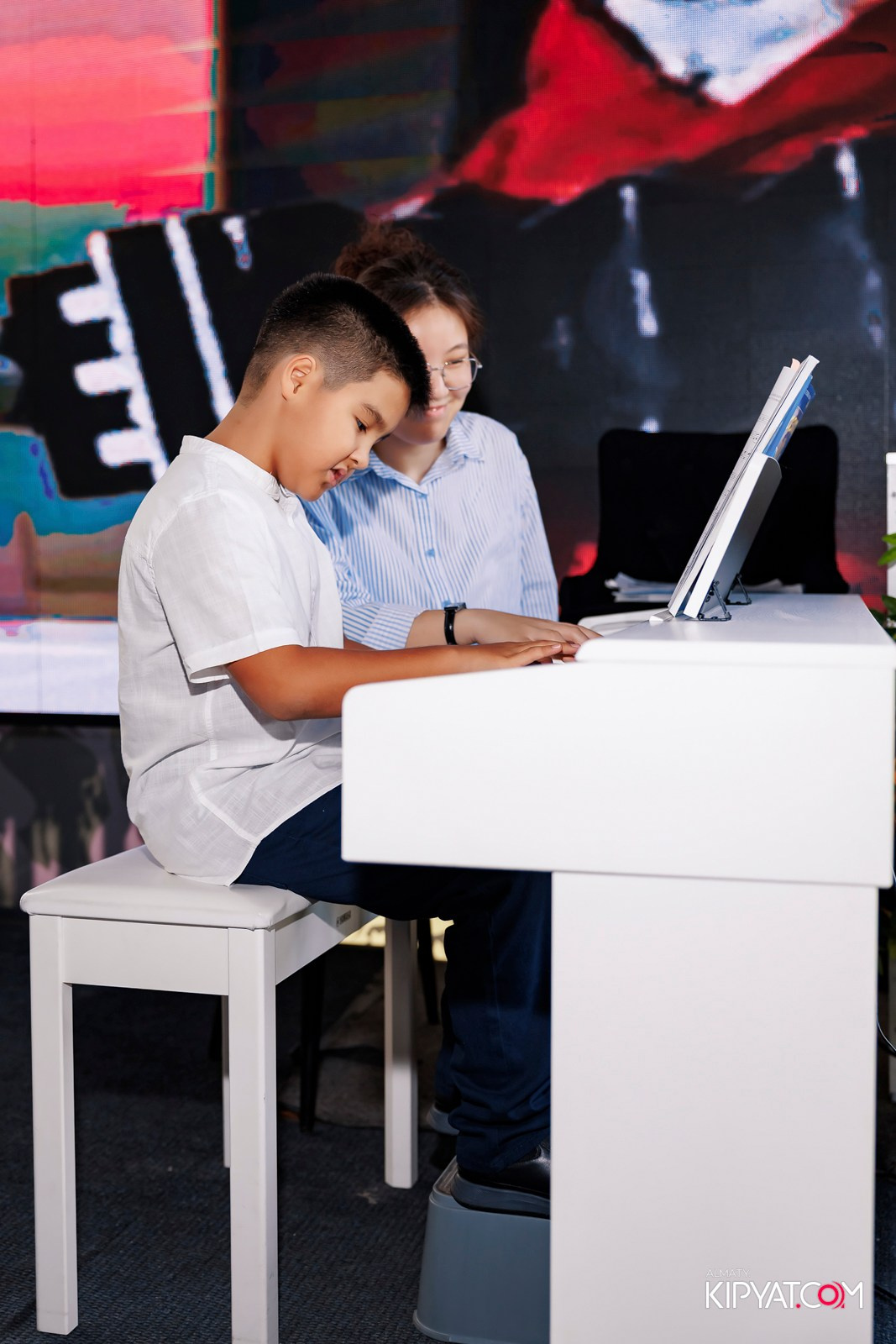 ОТЧЕТНЫЙ КОНЦЕРТ СТУДИИ «SUNPIANO». КИПЯТКОМ АЛМАТЫ!