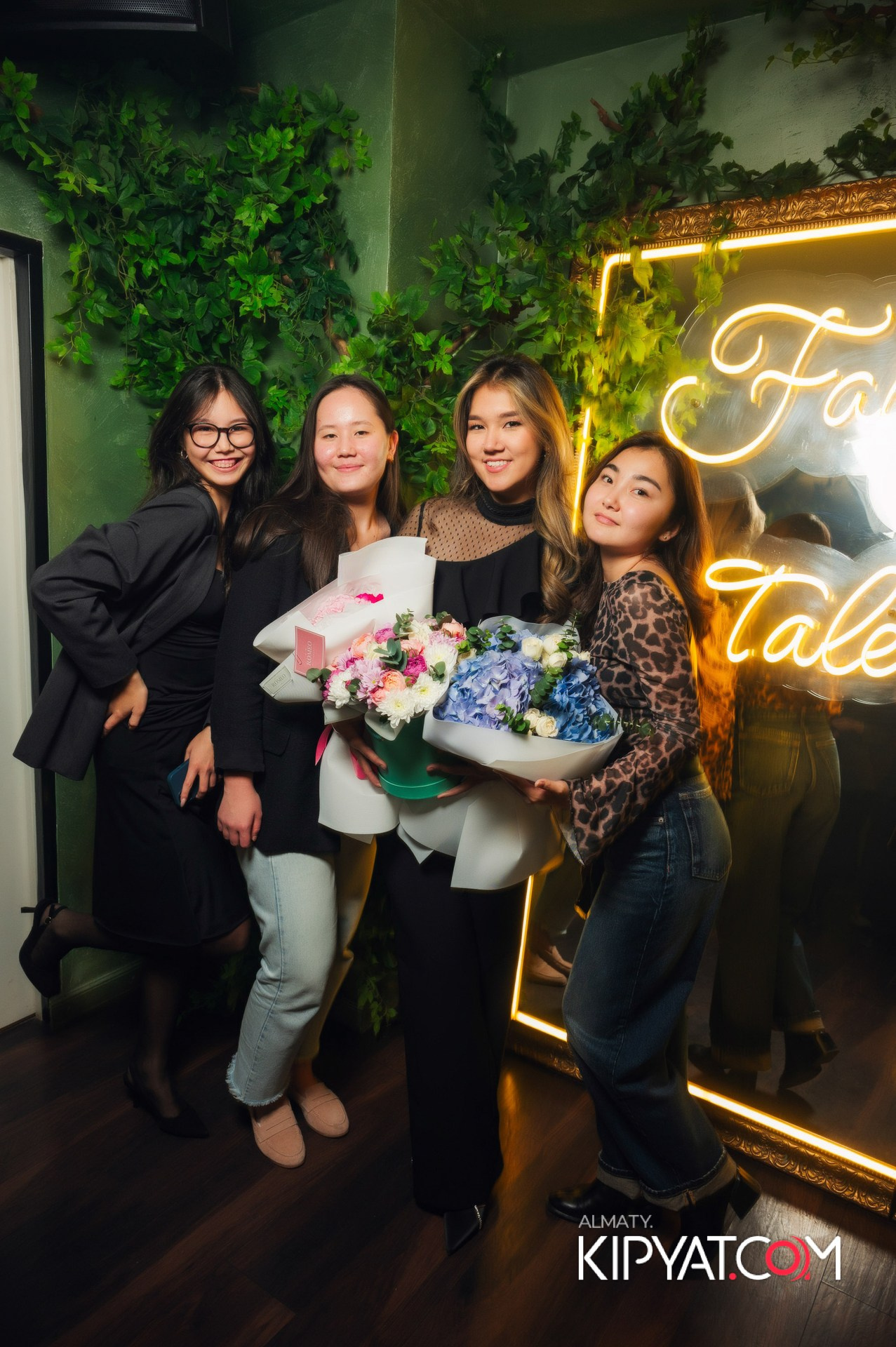 УХО И МЕДВЕДЬ НА САИНА. КИПЯТКОМ АЛМАТЫ!