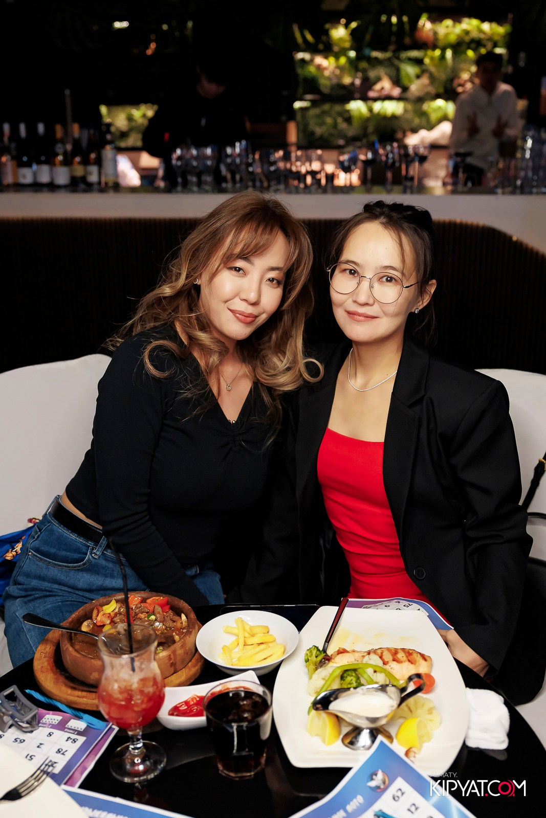 МУЗЫКАЛЬНОЕ ЛОТО В HIT RETRO. КИПЯТКОМ АЛМАТЫ! Фотосъемка мероприятий в Алматы