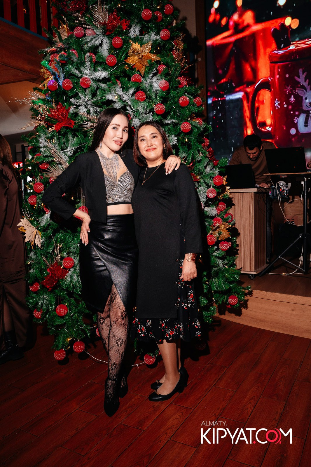 ГРУЗИНСКИЙ ДВОР НА КАБАНБАЙ БАТЫРА. КИПЯТКОМ АЛМАТЫ!