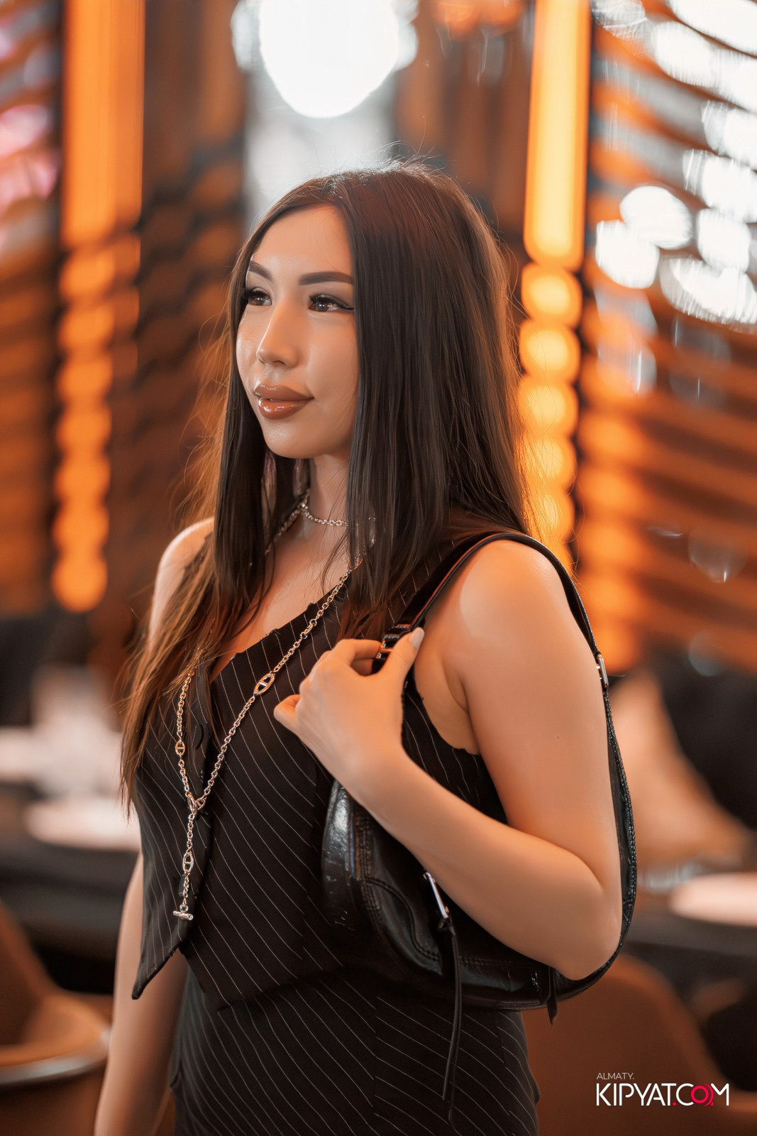 FRIENDS BAR & TERRACE. КИПЯТКОМ АЛМАТЫ!