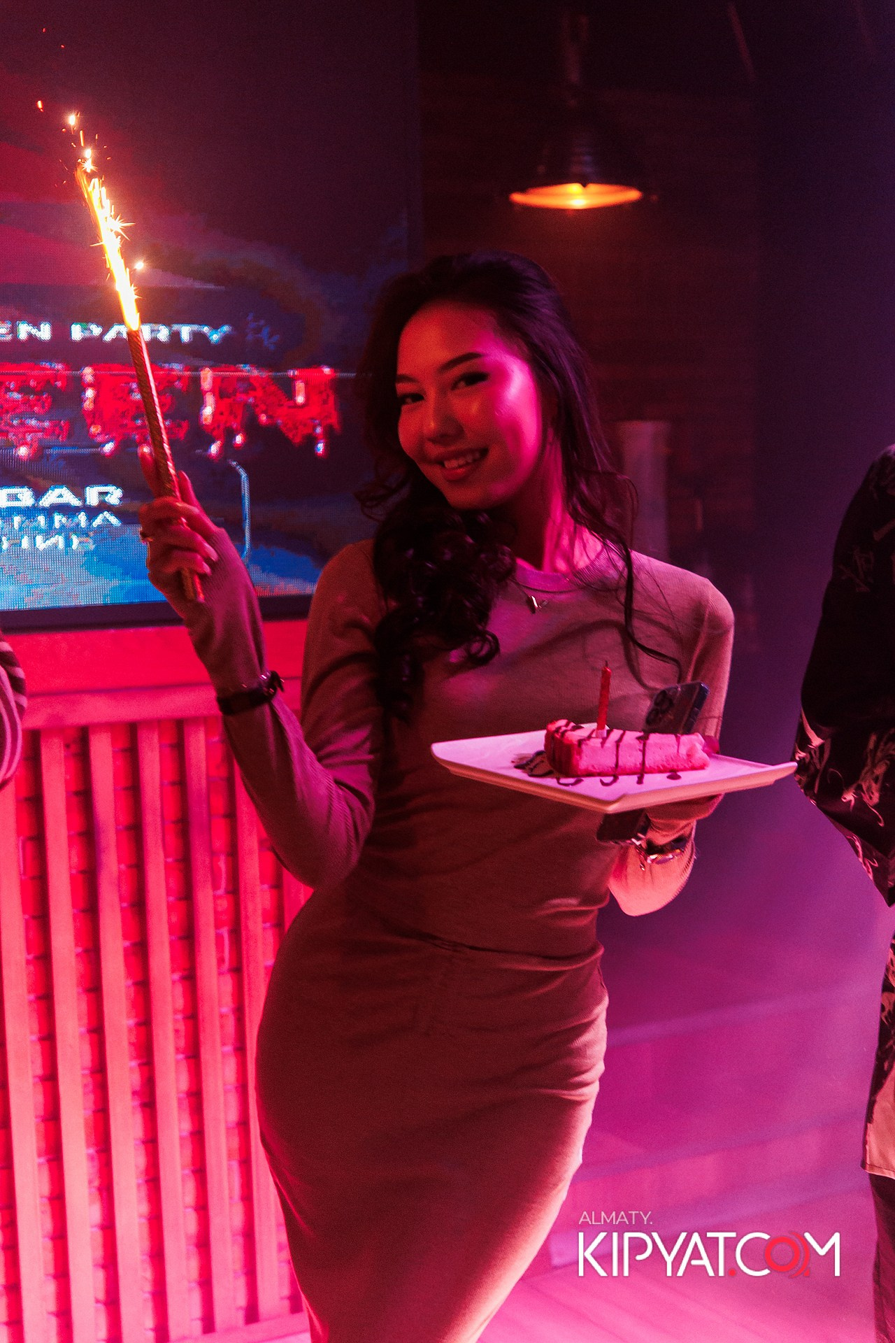 LUGO BAR. КИПЯТКОМ АЛМАТЫ!