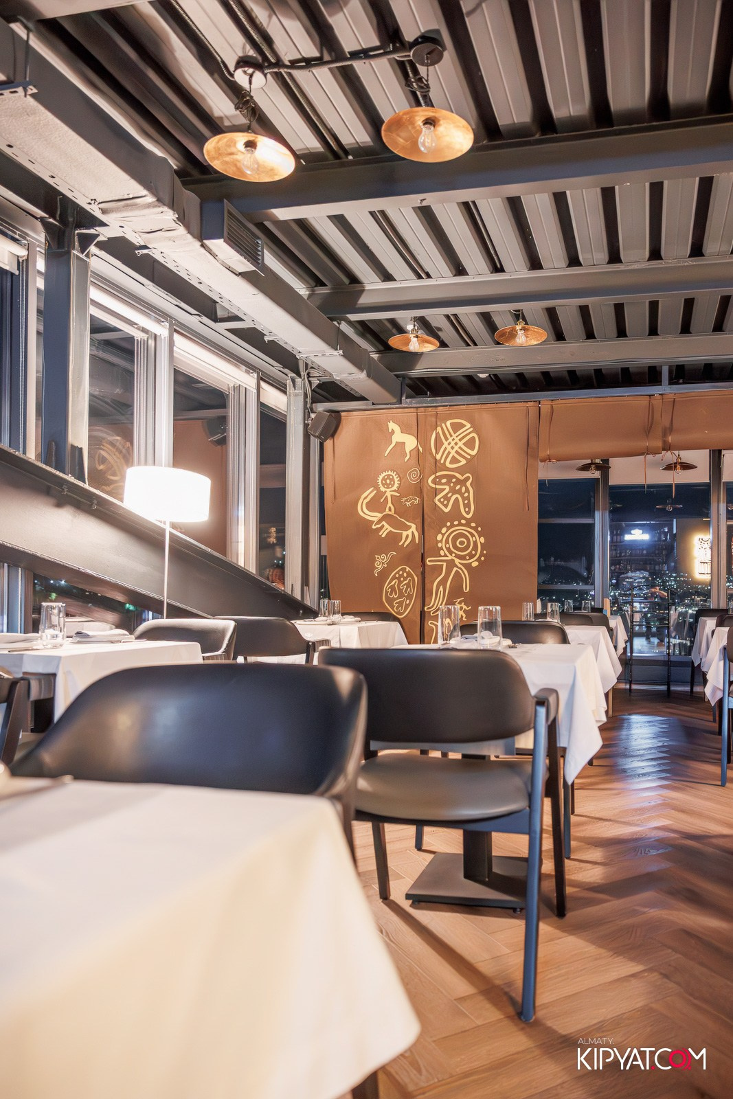 ВЫСТУПЛЕНИЕ DJ SUNQAR DJ BONI В SUNQAR BAR & RESTAURANT. КИПЯТКОМ АЛМАТЫ!