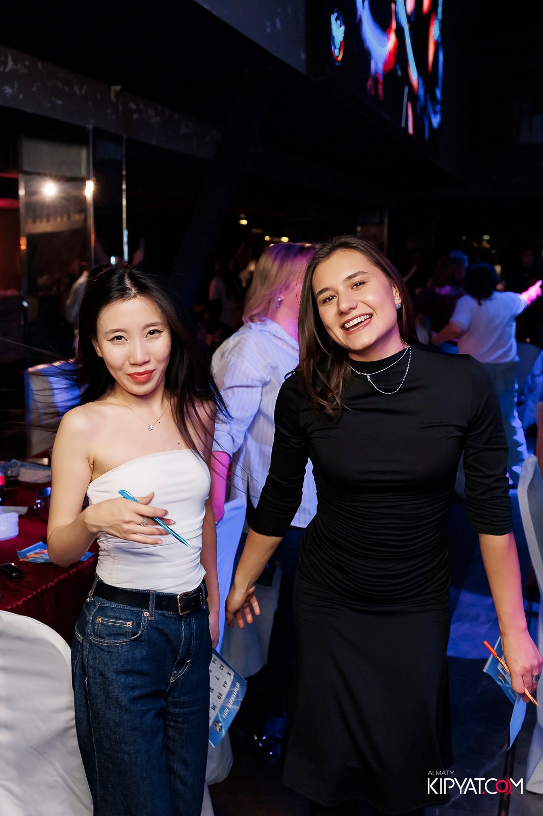 МУЗЫКАЛЬНОЕ ЛОТО В HIT RETRO. КИПЯТКОМ АЛМАТЫ! Фотосъемка мероприятий в Алматы