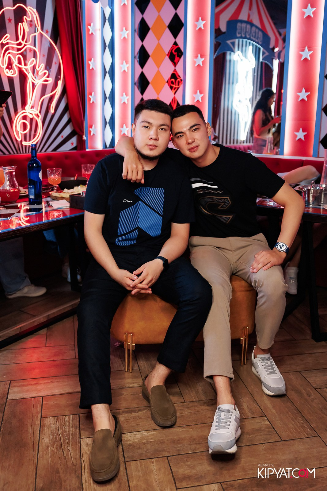 ЗАЯ, НА БИС. КИПЯТКОМ АЛМАТЫ!