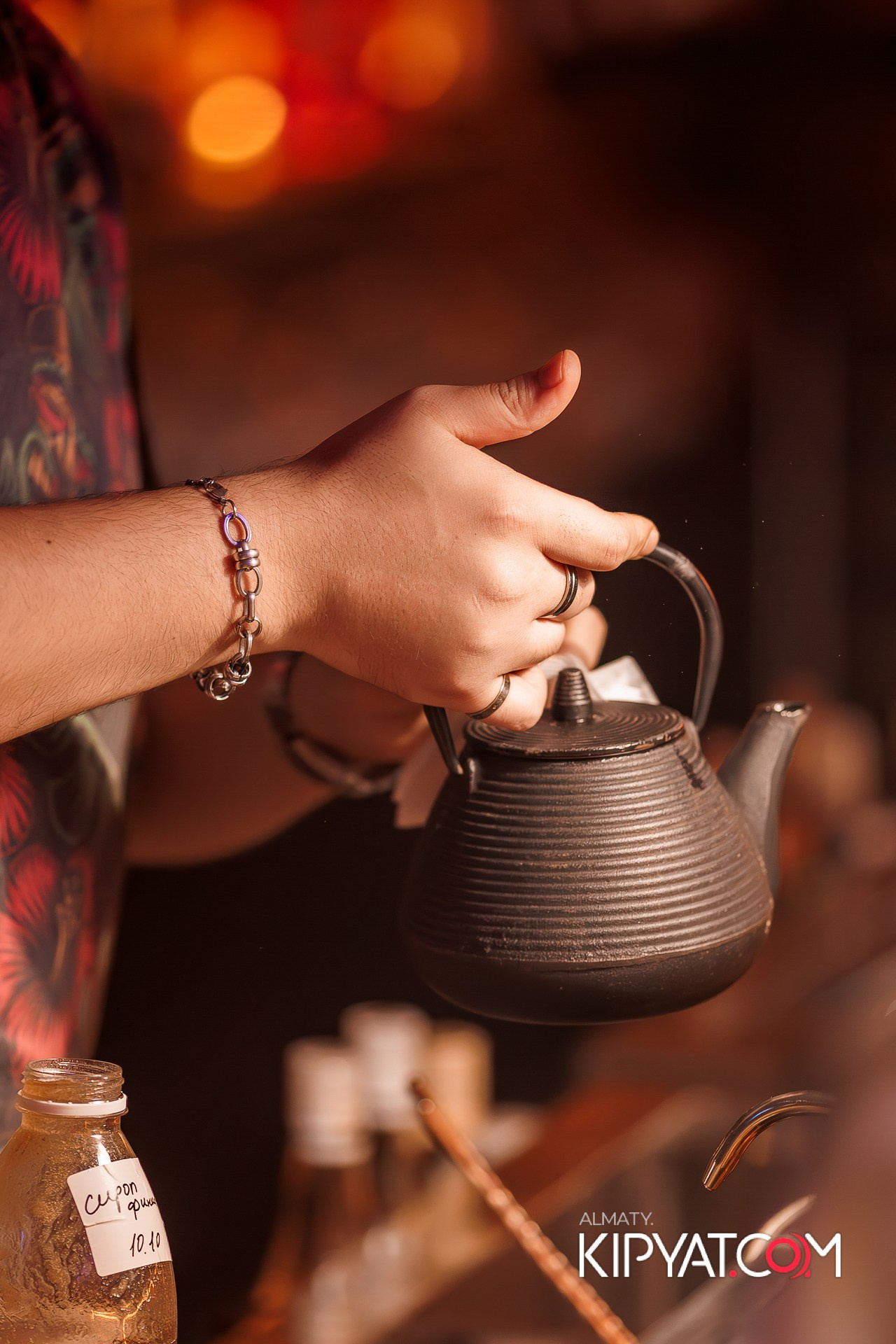 OLOVO НА САТПАЕВА. КИПЯТКОМ АЛМАТЫ! Фотосъемка мероприятий в Алматы