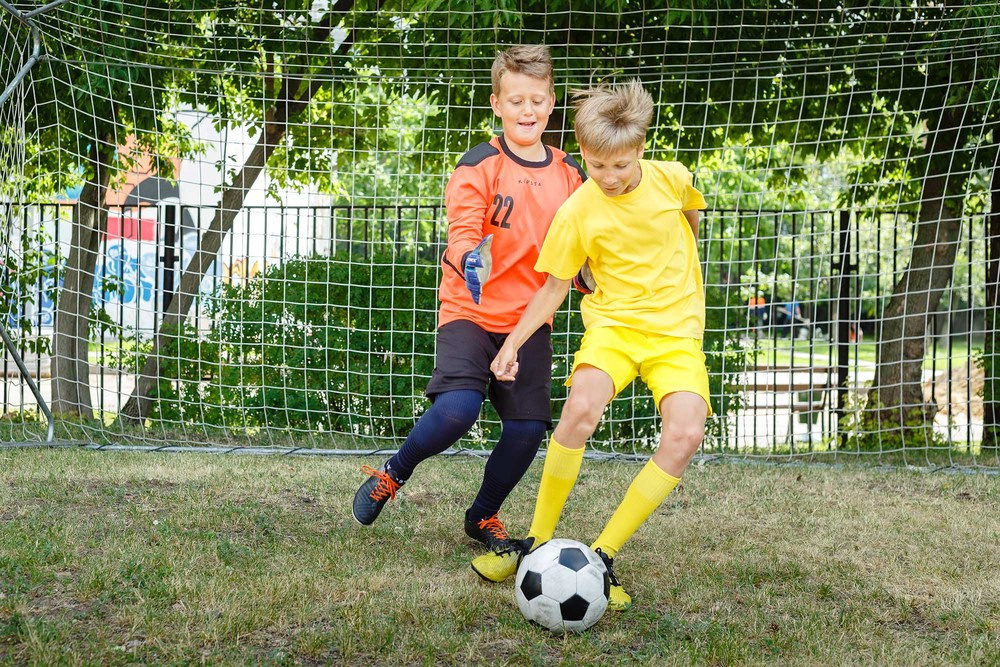 Футболисты. Классный фотограф, по мнению школьников