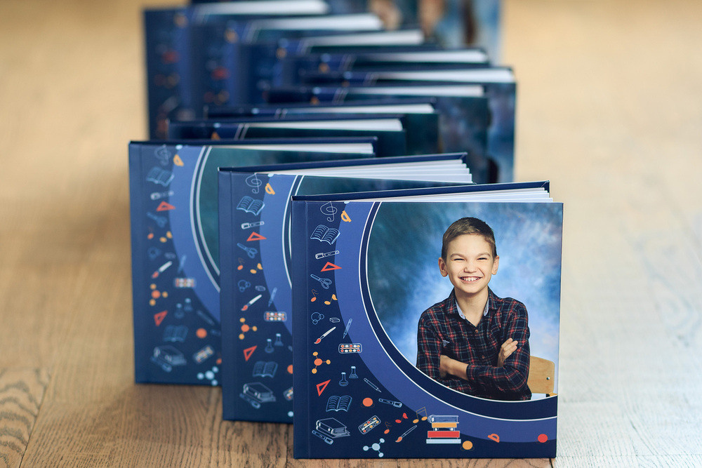 Примеры готовой индивидуальной фотокниги. Классный фотограф, по мнению школьников