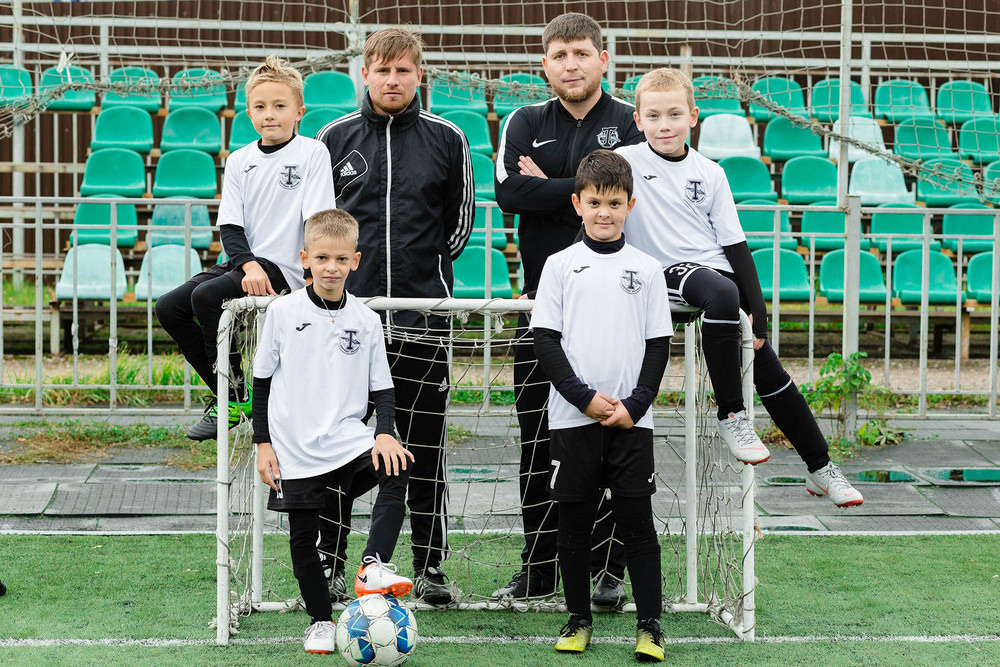 Футболисты. Классный фотограф, по мнению школьников