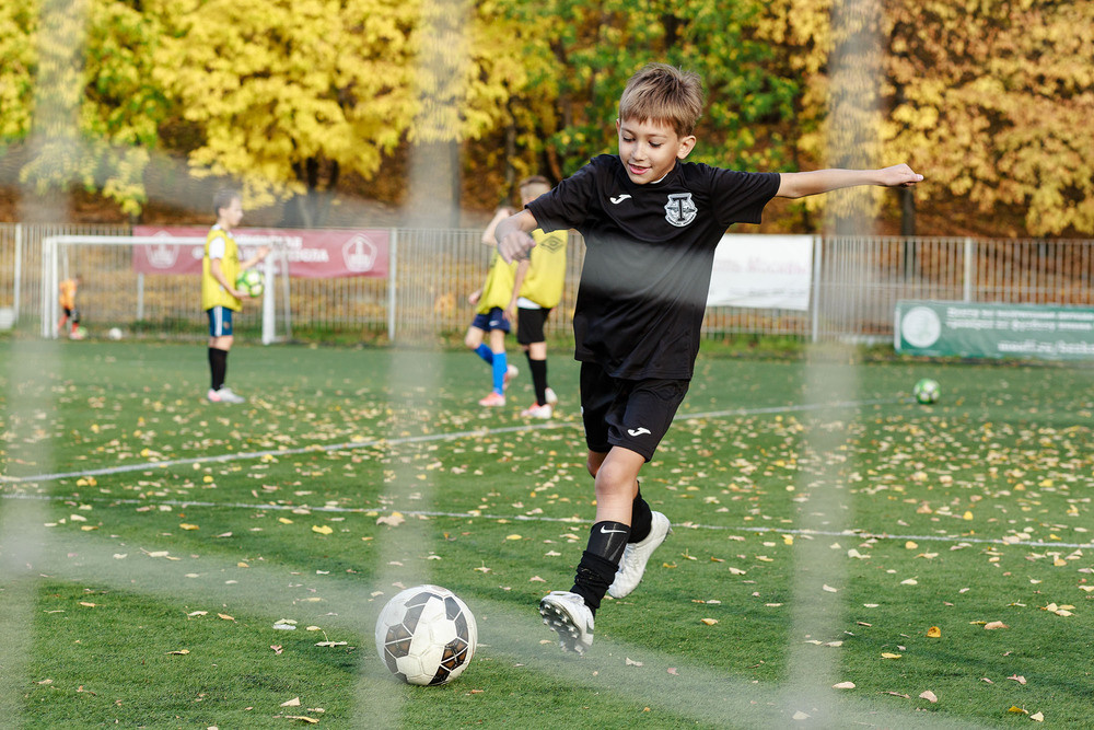 Футболисты. Классный фотограф, по мнению школьников