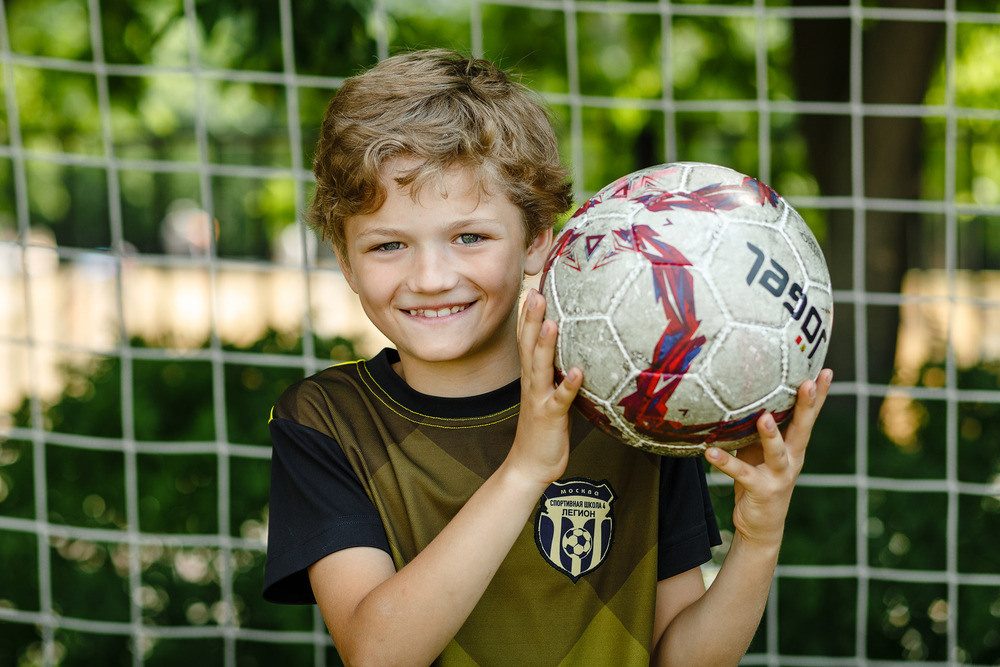 Футболисты. Классный фотограф, по мнению школьников