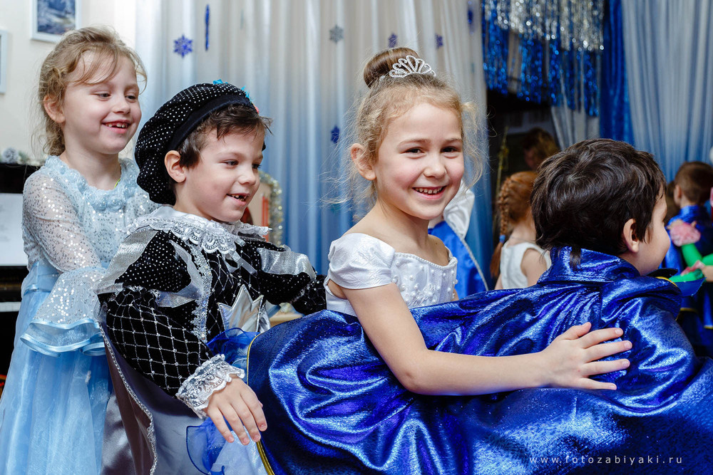 Утренник. Классный фотограф, по мнению школьников