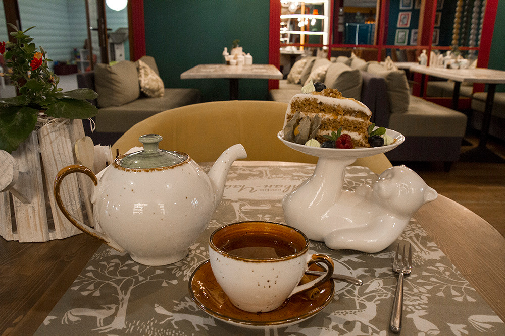 Интерьерная фотосъемка — Русская деревня Шуваловка. Репортажный фотограф Ольга Добросинская в Санкт-Петербурге