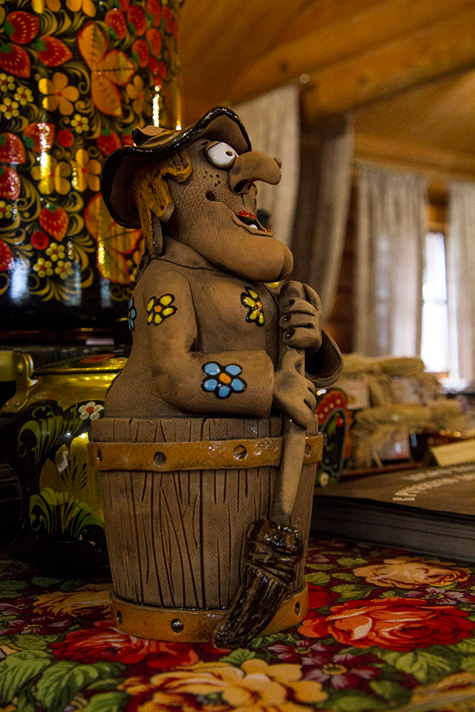 Интерьерная фотосъемка — Русская деревня Шуваловка. Репортажный фотограф Ольга Добросинская в Санкт-Петербурге