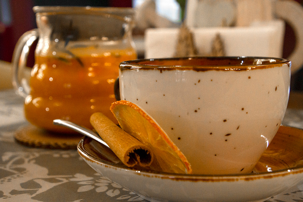 Интерьерная фотосъемка — Русская деревня Шуваловка. Репортажный фотограф Ольга Добросинская в Санкт-Петербурге