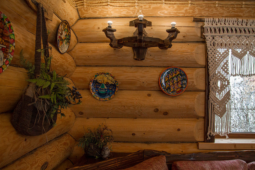 Интерьерная фотосъемка — Русская деревня Шуваловка. Репортажный фотограф Ольга Добросинская в Санкт-Петербурге