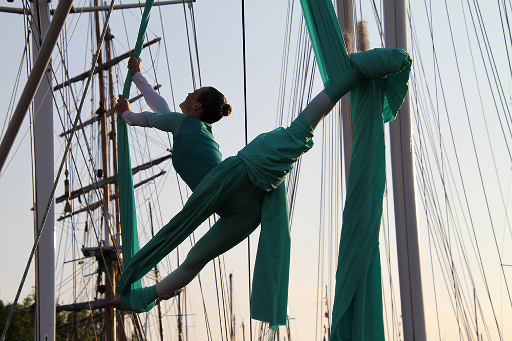 Репортажная фотосъемка — Ораниенбаумский морской фестиваль. Репортажный фотограф Ольга Добросинская в Санкт-Петербурге