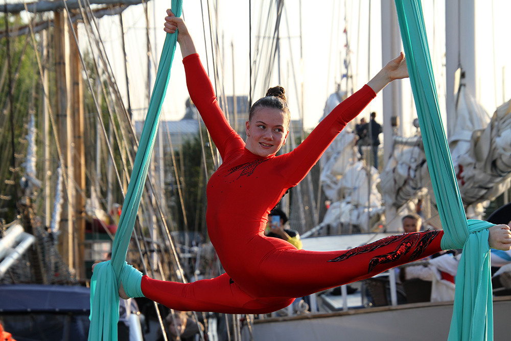 Репортажная фотосъемка — Ораниенбаумский морской фестиваль. Репортажный фотограф Ольга Добросинская в Санкт-Петербурге