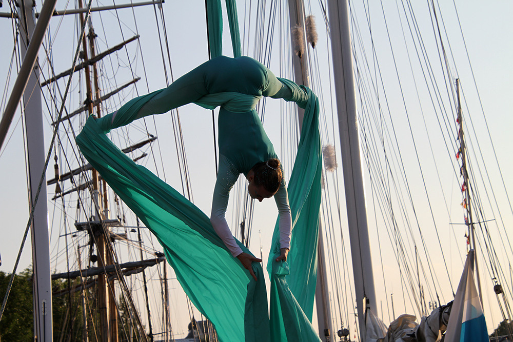 Репортажная фотосъемка — Ораниенбаумский морской фестиваль. Репортажный фотограф Ольга Добросинская в Санкт-Петербурге