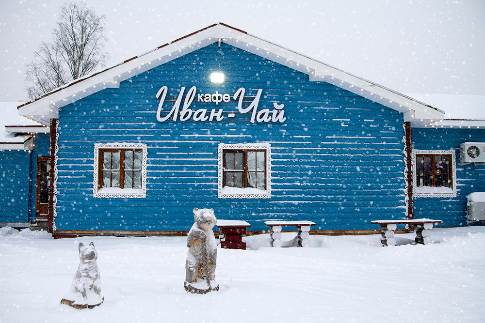 Интерьерная фотосъемка — Русская деревня Шуваловка. Репортажный фотограф Ольга Добросинская в Санкт-Петербурге