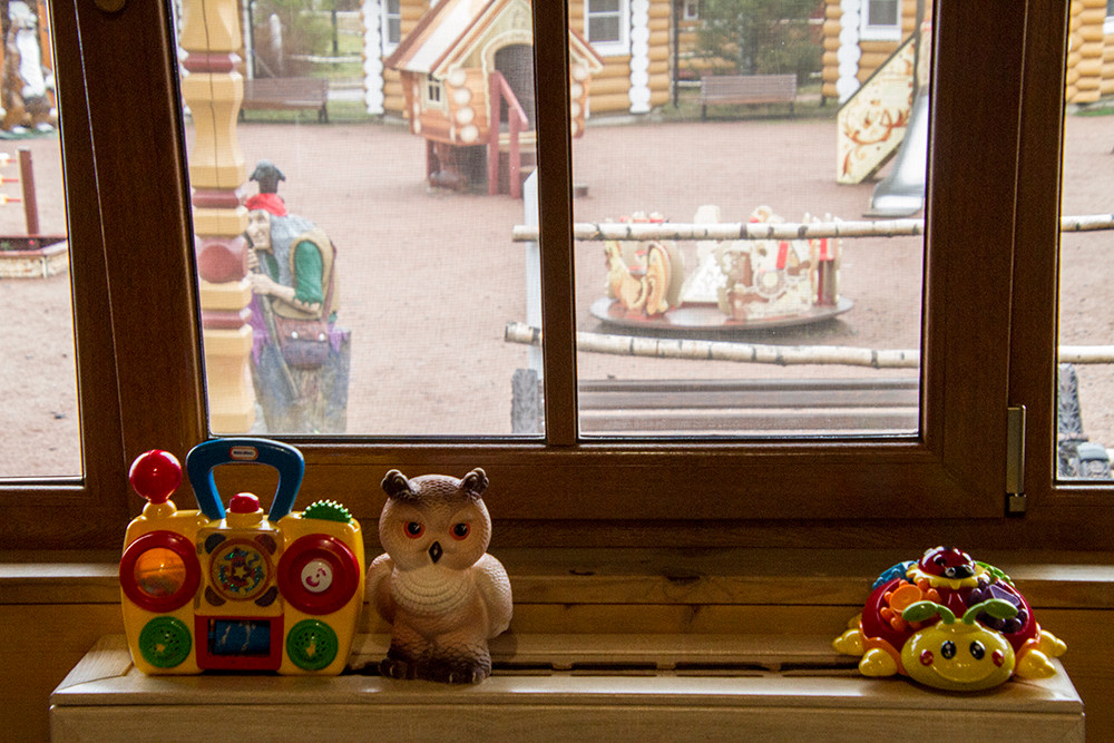 Интерьерная фотосъемка — Русская деревня Шуваловка. Репортажный фотограф Ольга Добросинская в Санкт-Петербурге