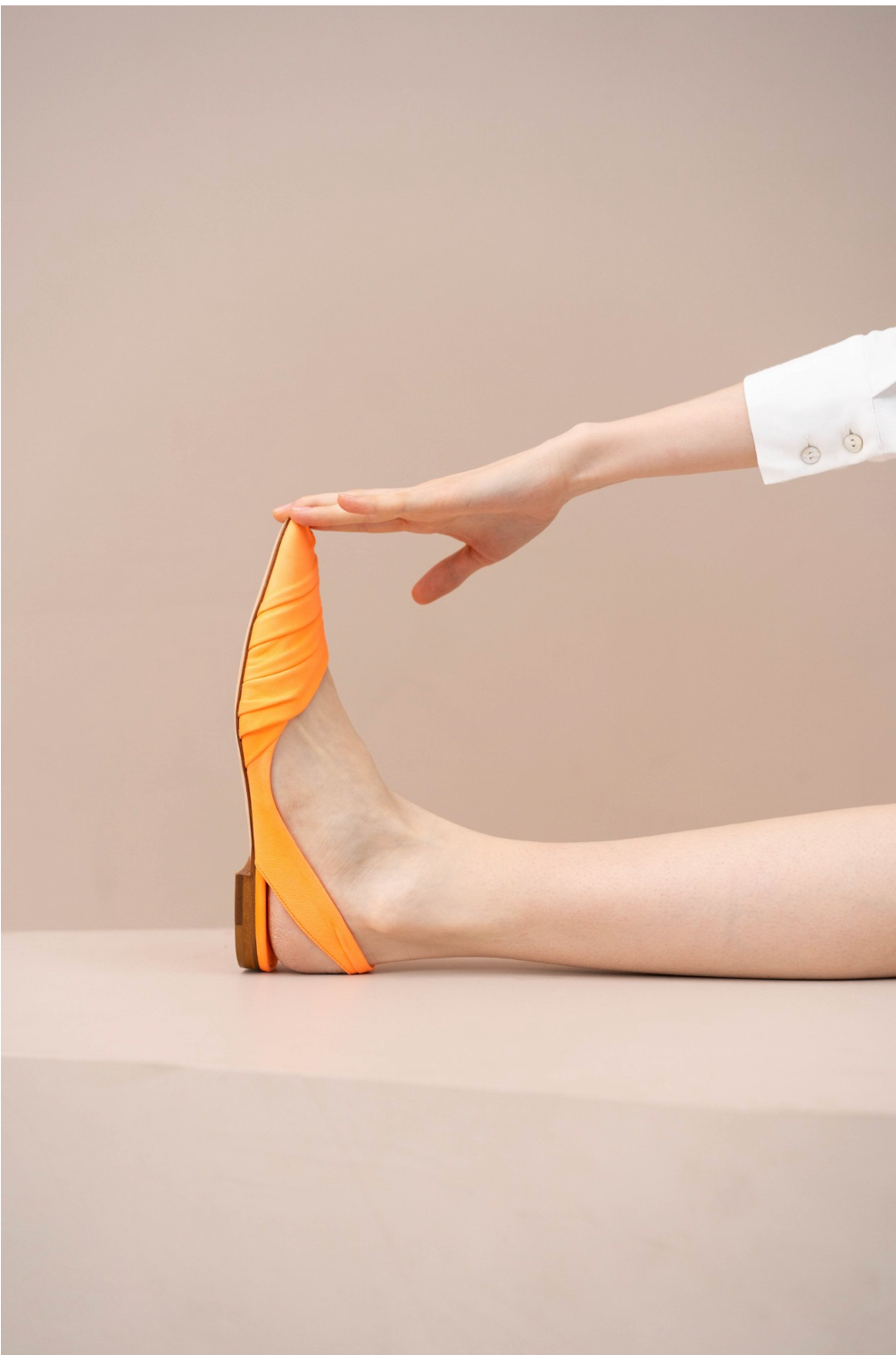 Фотосессия для продажи обуви на маркетплейсах креативное фото