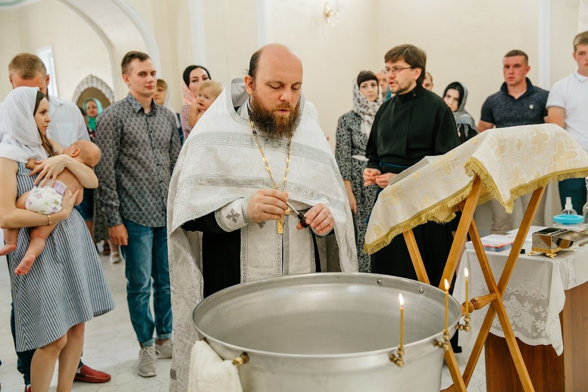 Крещение Дмитрий и Виктория. Шедевры для Вас! Фотограф и Видеограф в Краснодаре Пахиев Руслан